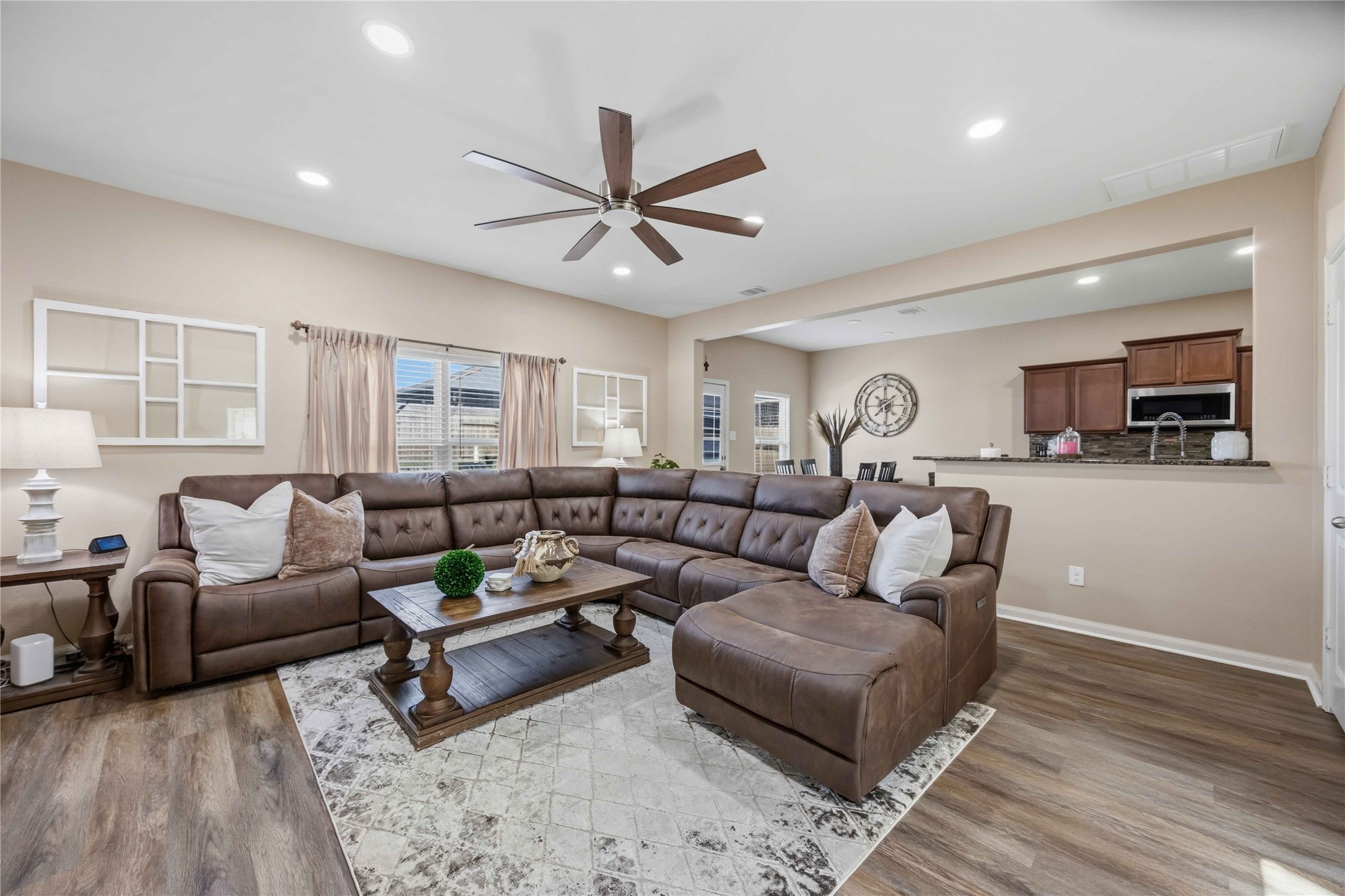 20823 Bastion Settle Drive Property Photo 4