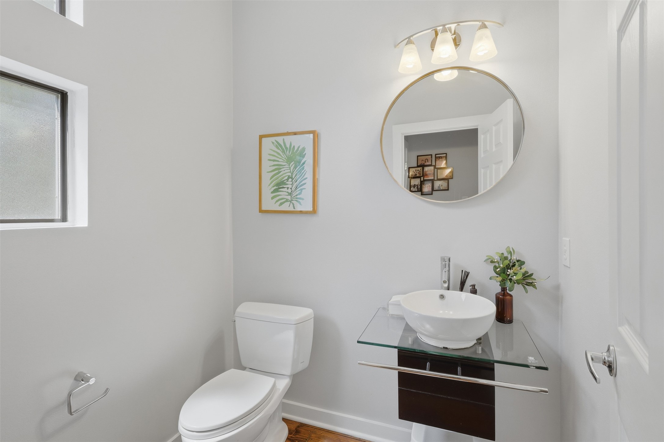 1326 W 24th Street A Property Photo 6