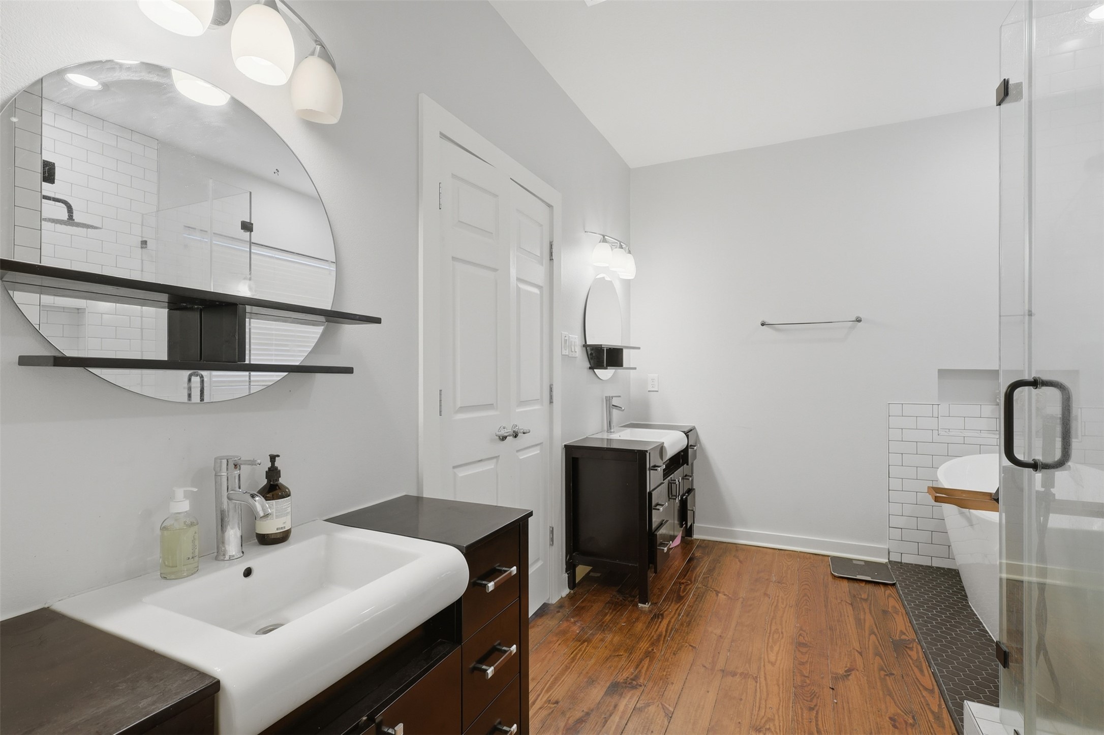 1326 W 24th Street A Property Photo 16