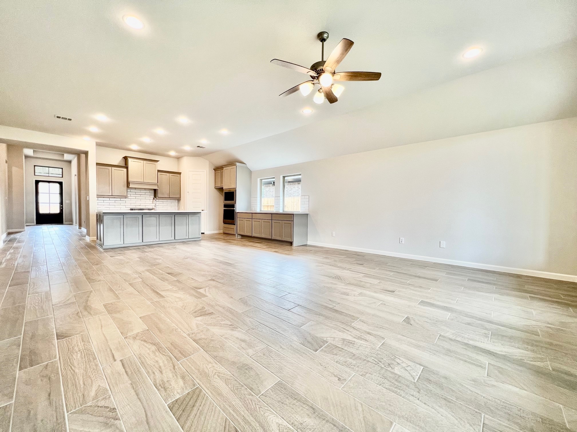 1351 Park Path Drive Property Photo 3