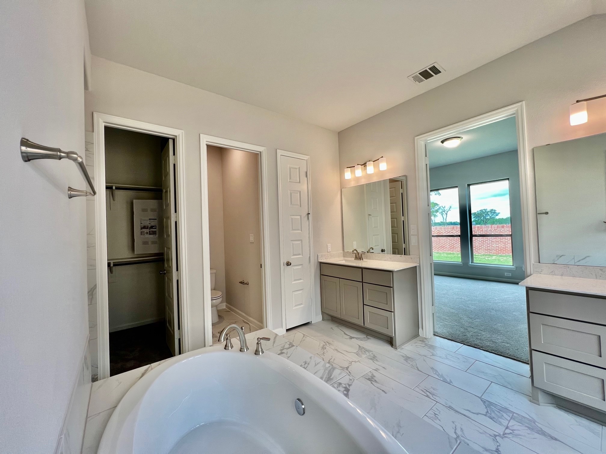 1351 Park Path Drive Property Photo 8