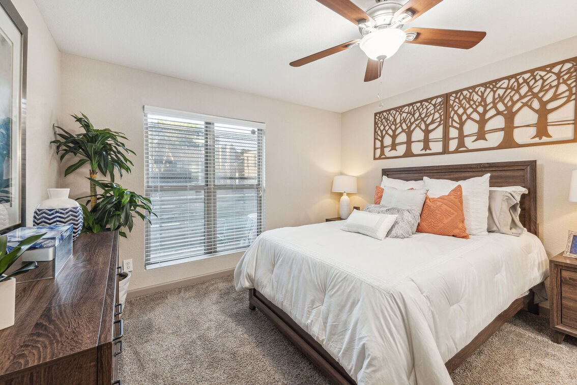 10751 Meadowglen Lane Kate Property Photo 10
