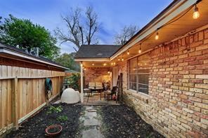 5130 Saxon Drive Property Photo 15