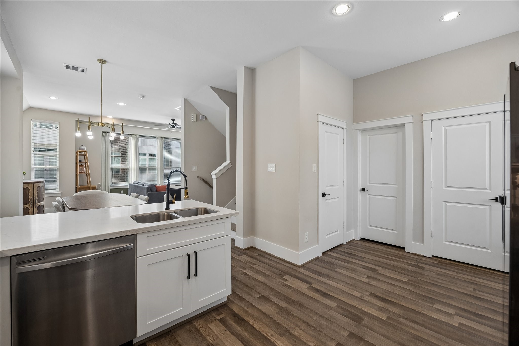 848 Fisher Street C Property Photo 10