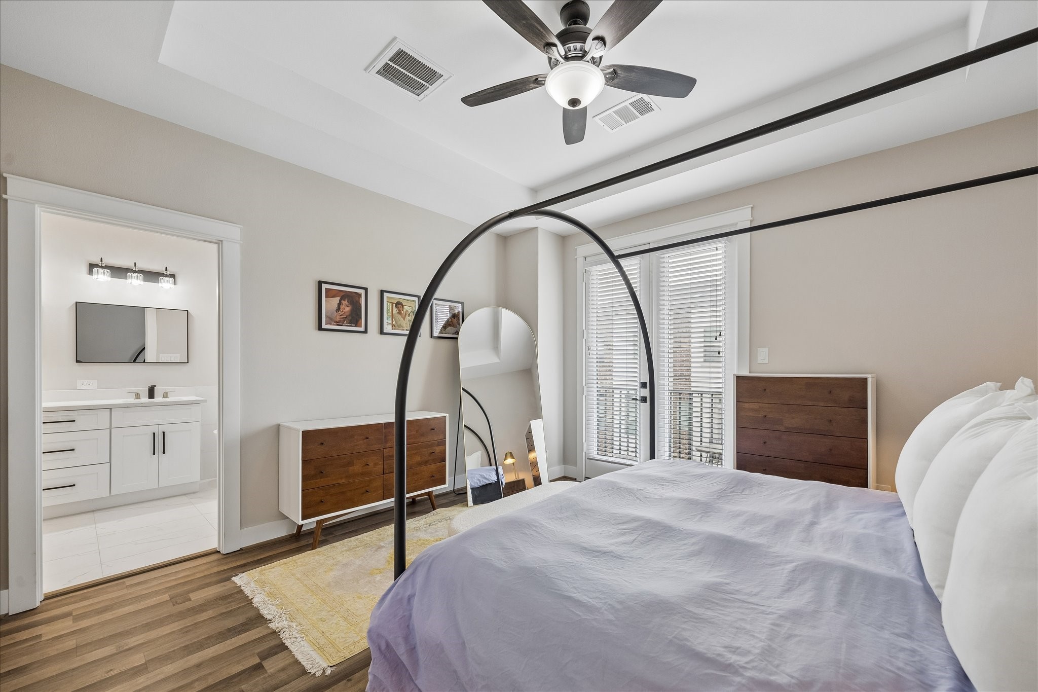 848 Fisher Street C Property Photo 12