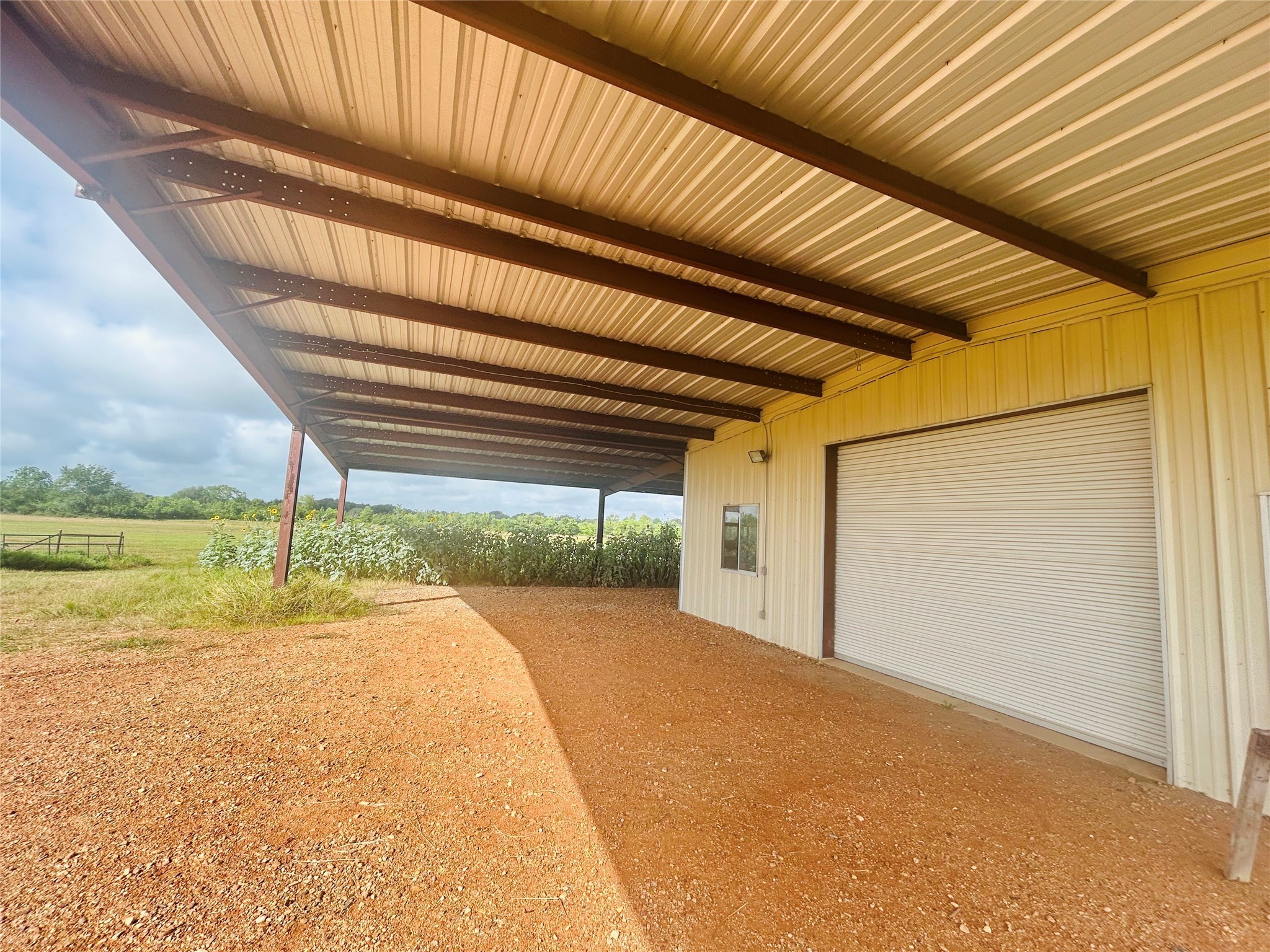 1240 Crooked Road Property Photo 9