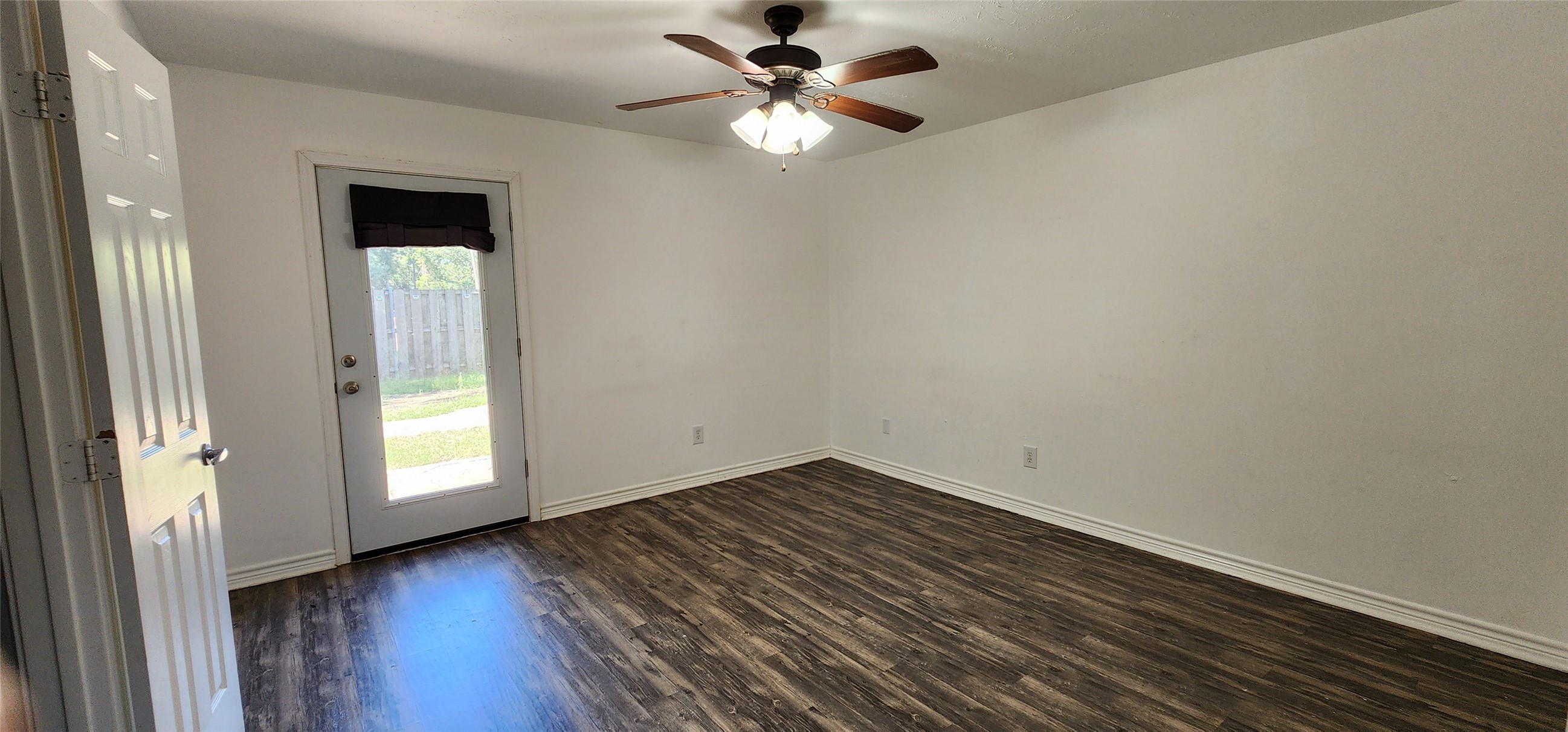 3123 Silver Falls Drive Property Photo 8