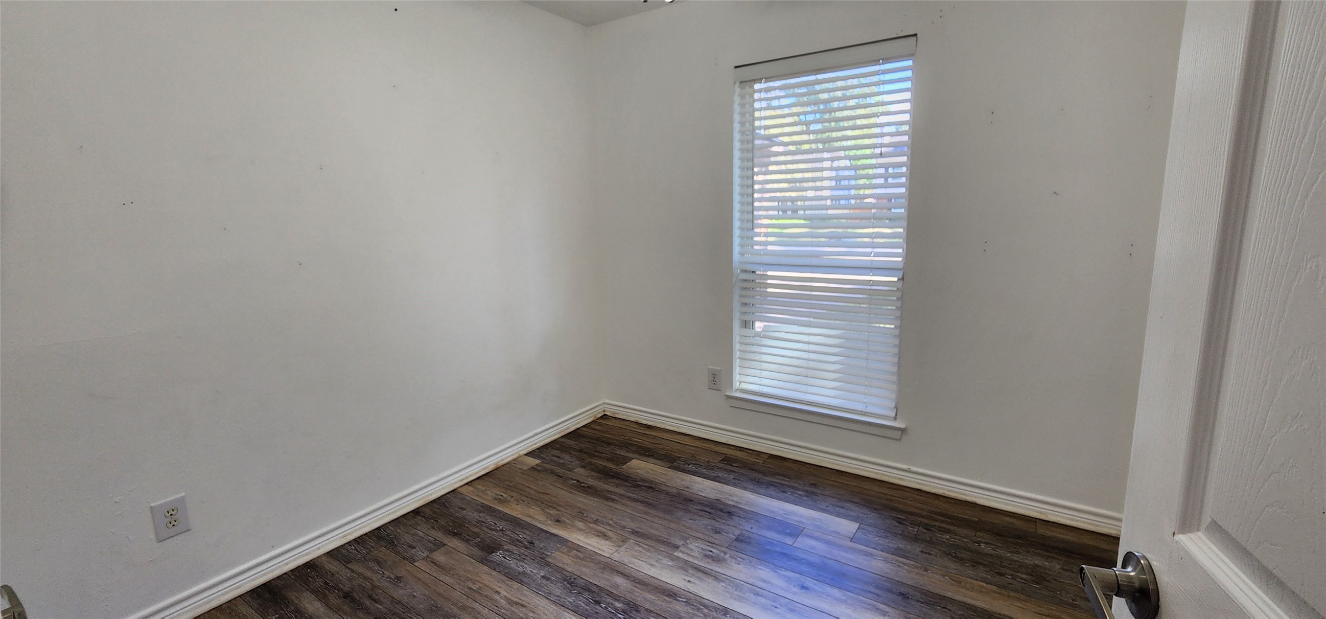 3123 Silver Falls Drive Property Photo 13