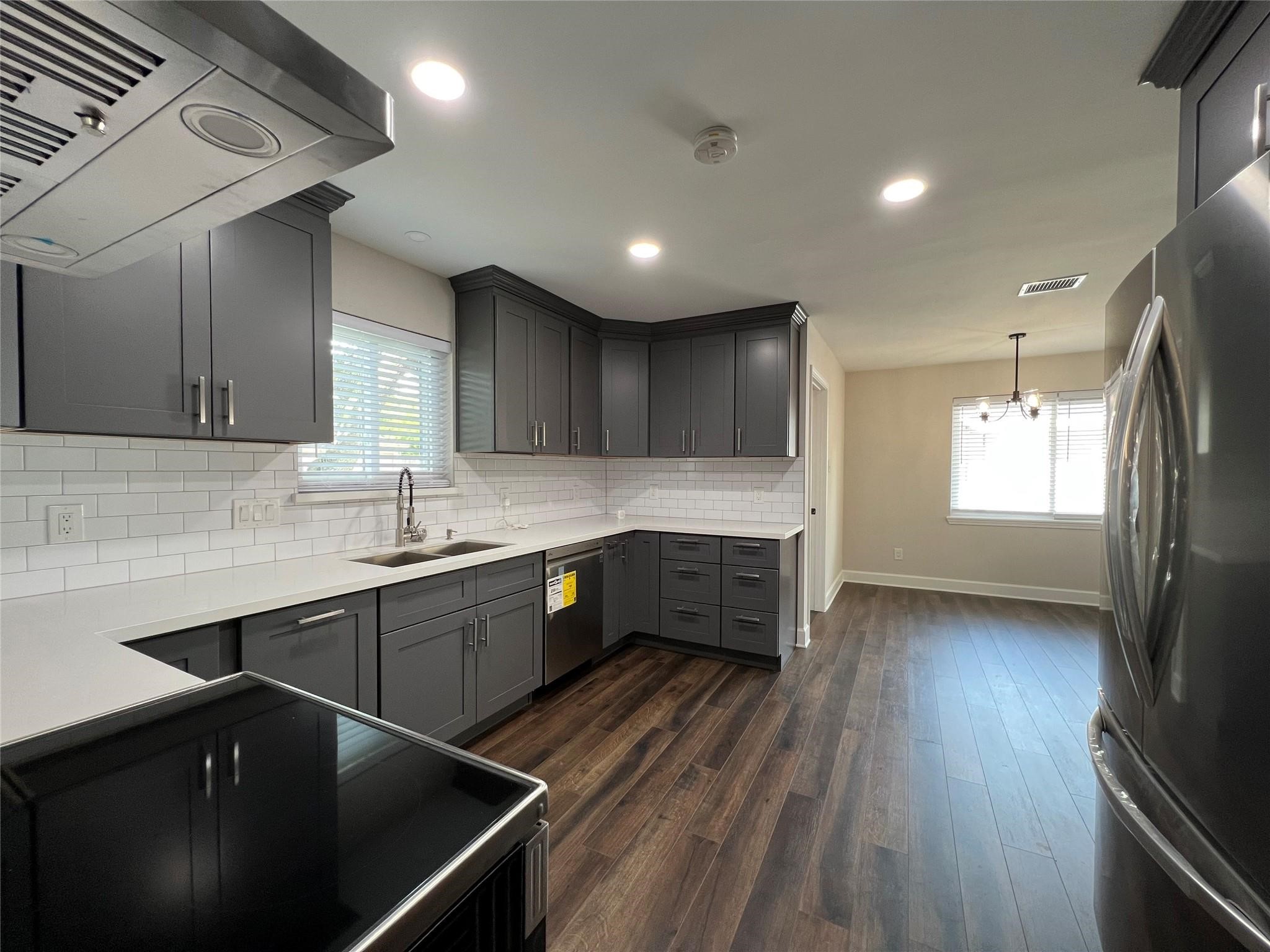 10903 Albury Drive Property Photo 9