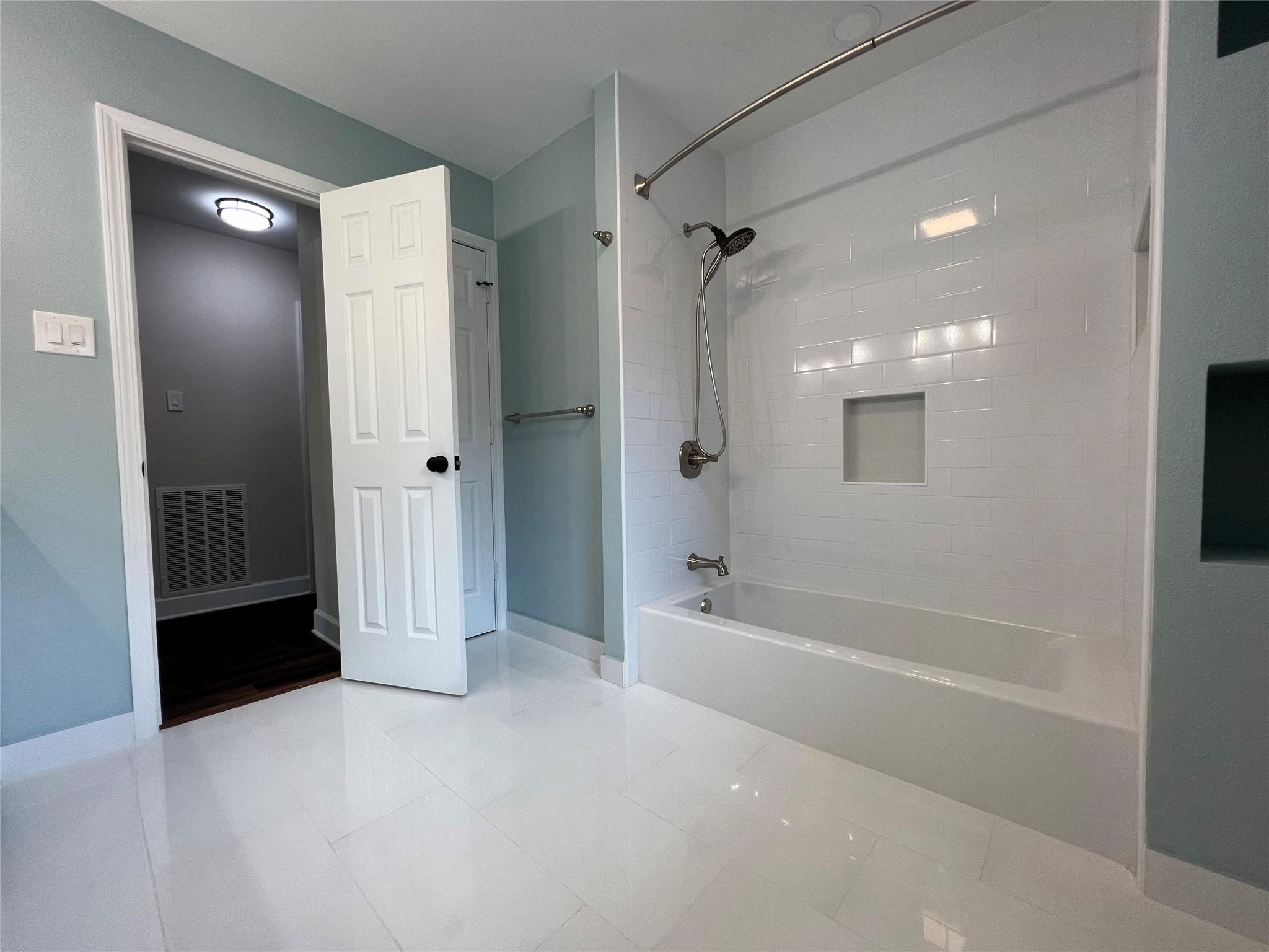 10903 Albury Drive Property Photo 15
