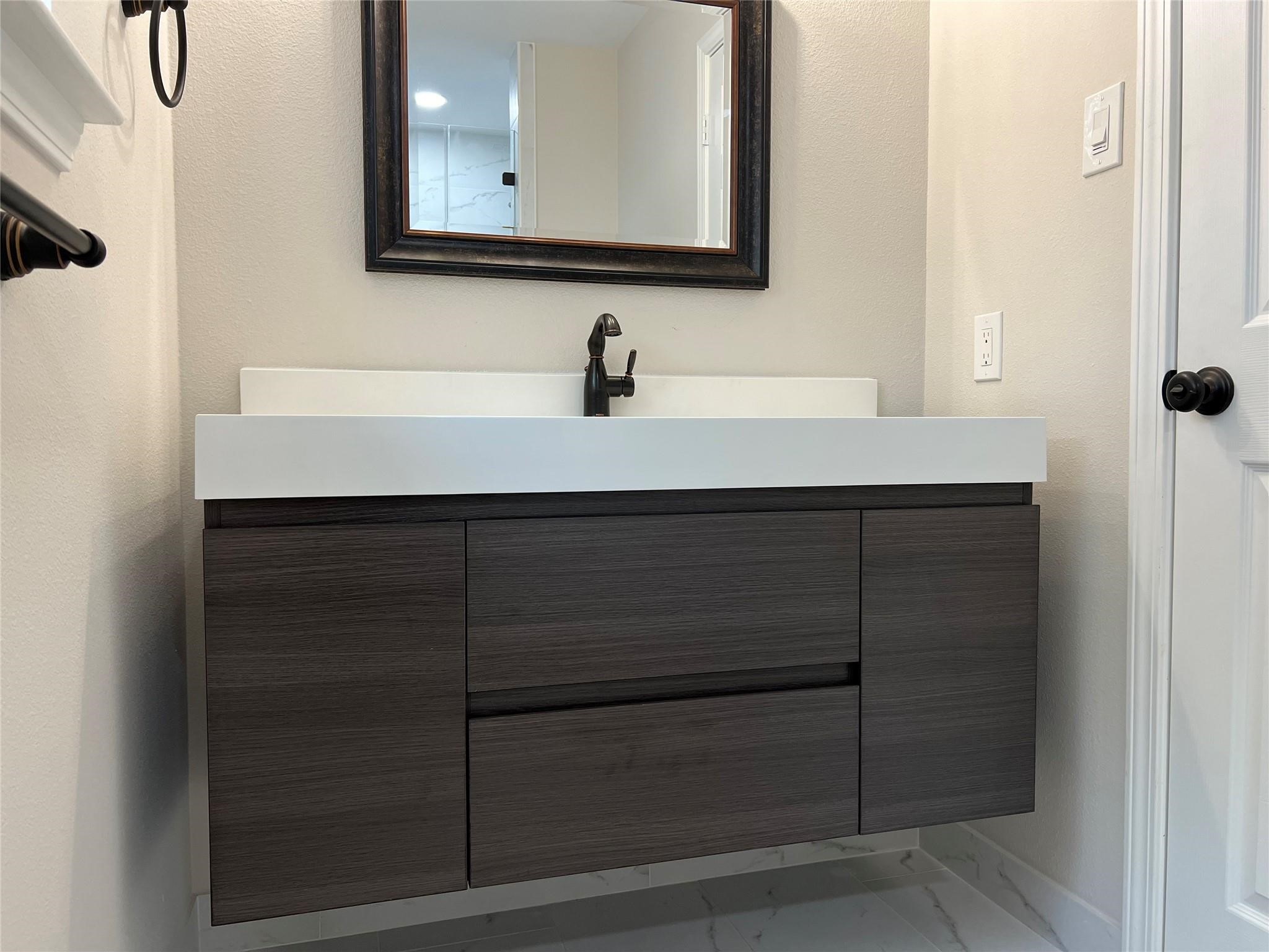 10903 Albury Drive Property Photo 19