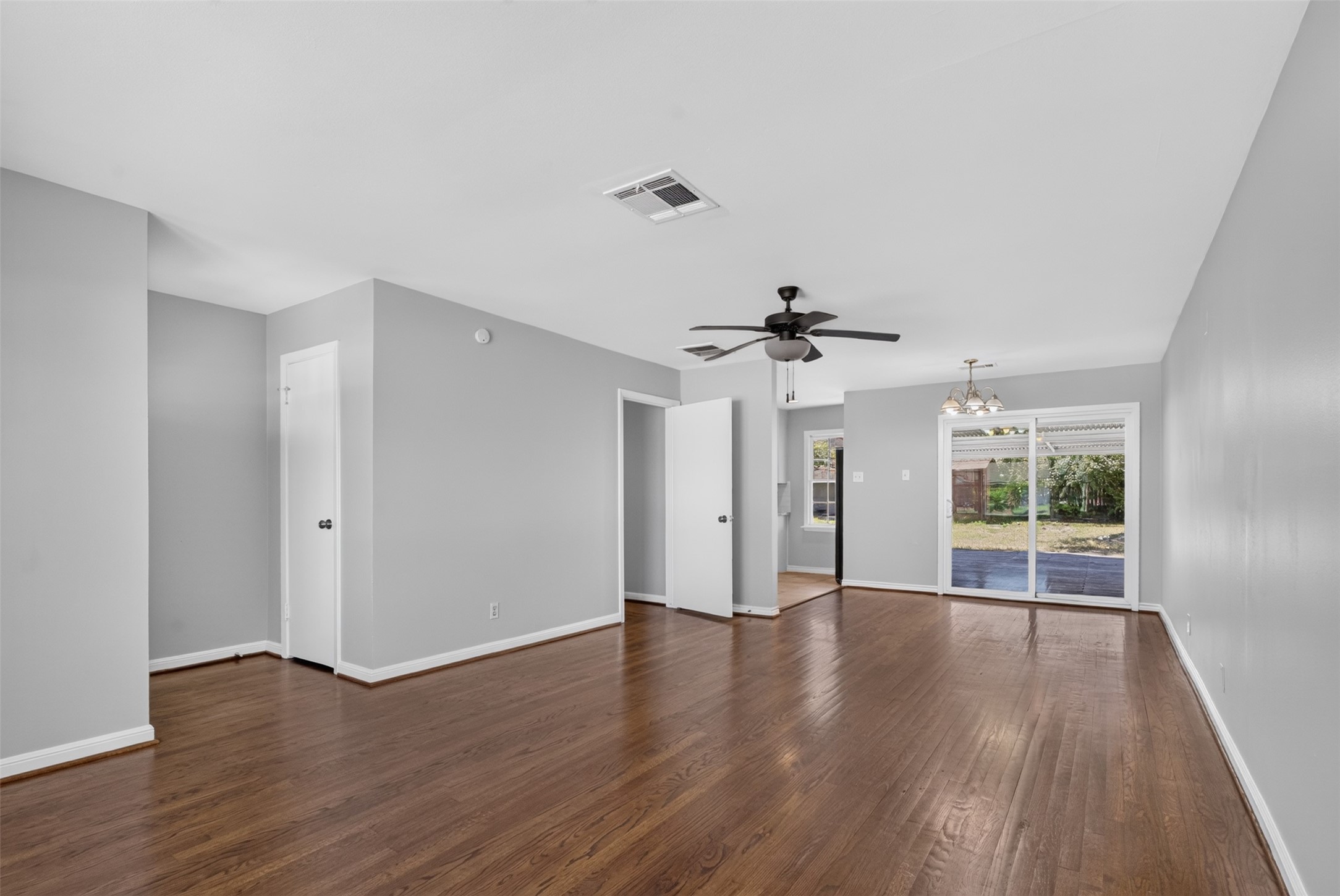 1409 Wycliffe Drive Property Photo 5
