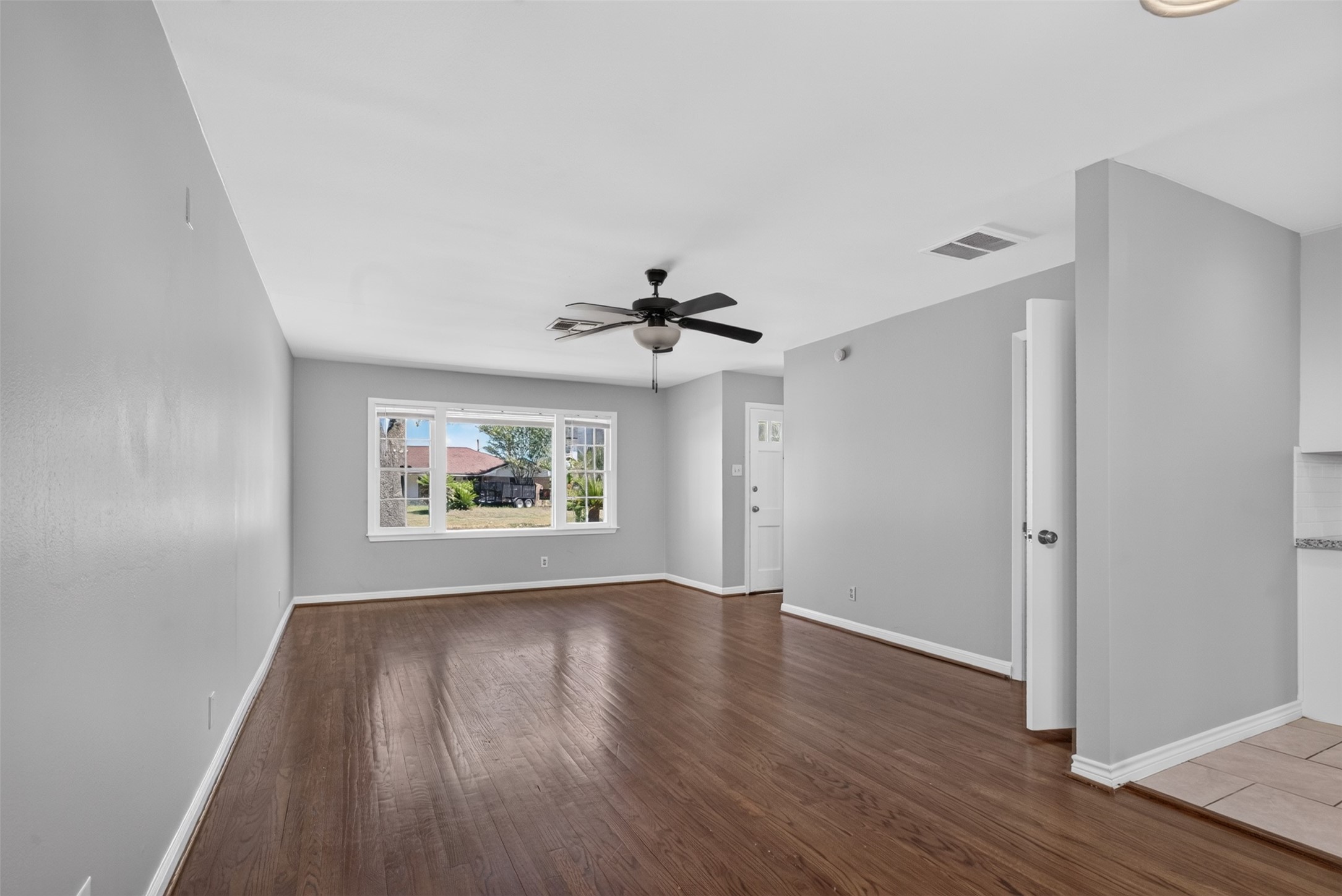 1409 Wycliffe Drive Property Photo 8