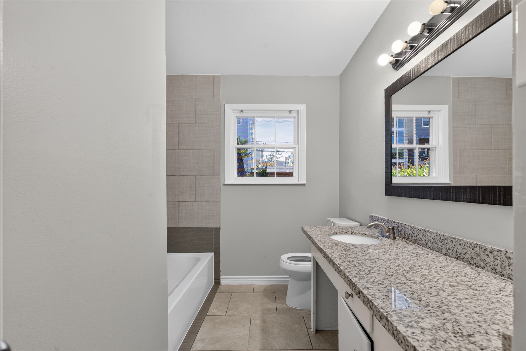 1409 Wycliffe Drive Property Photo 17
