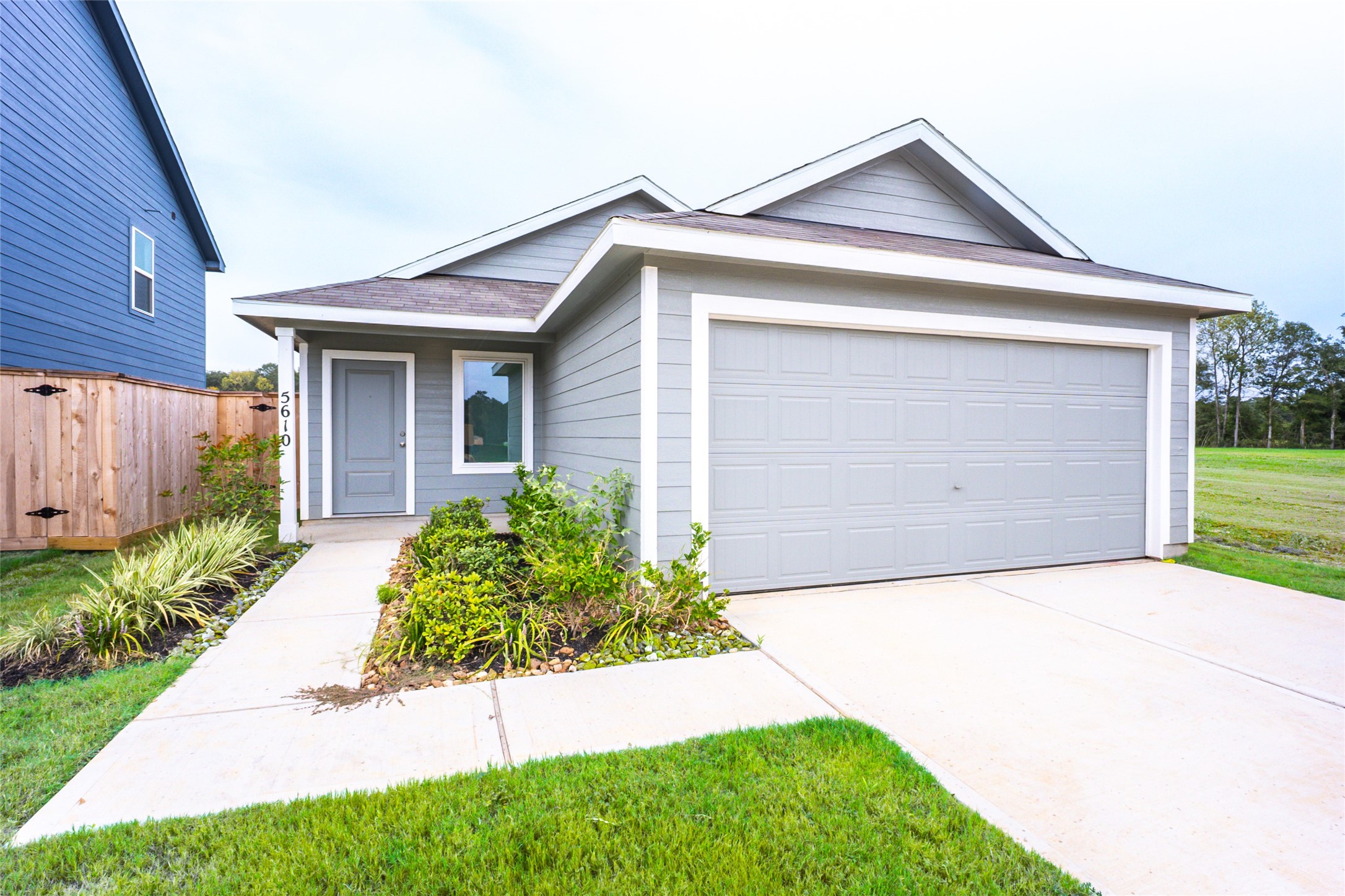 5610 Shelford Birch Drive Property Photo 4