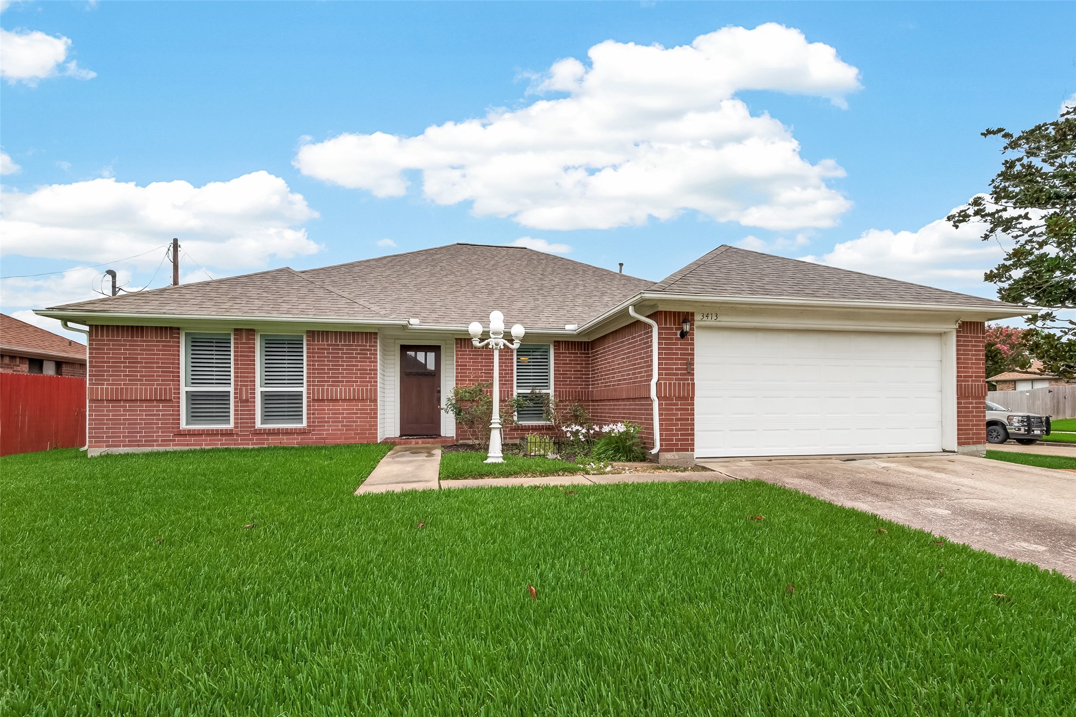 3413 Blue Wing Drive