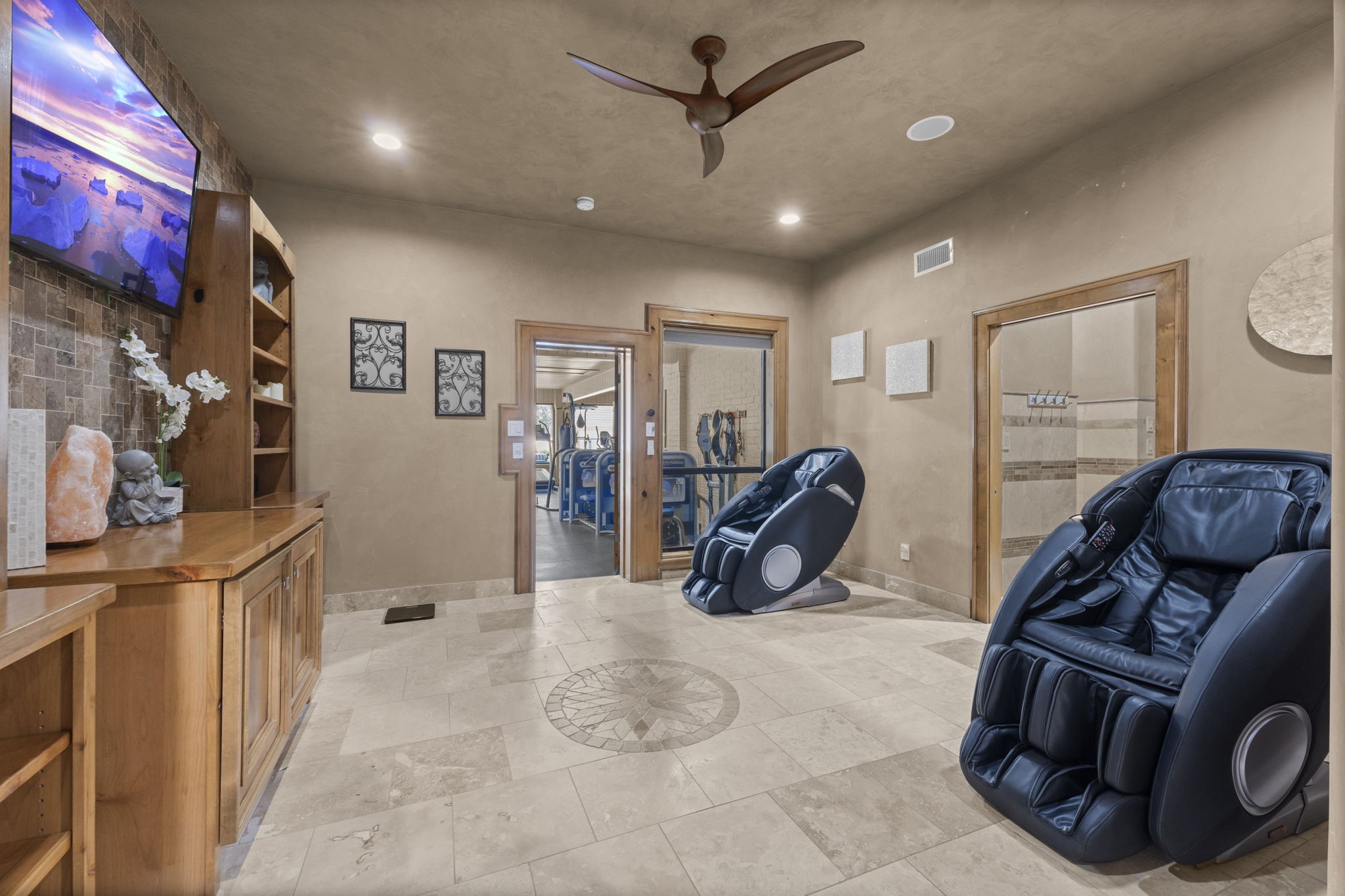 40 La Jolla Circle Property Photo 24