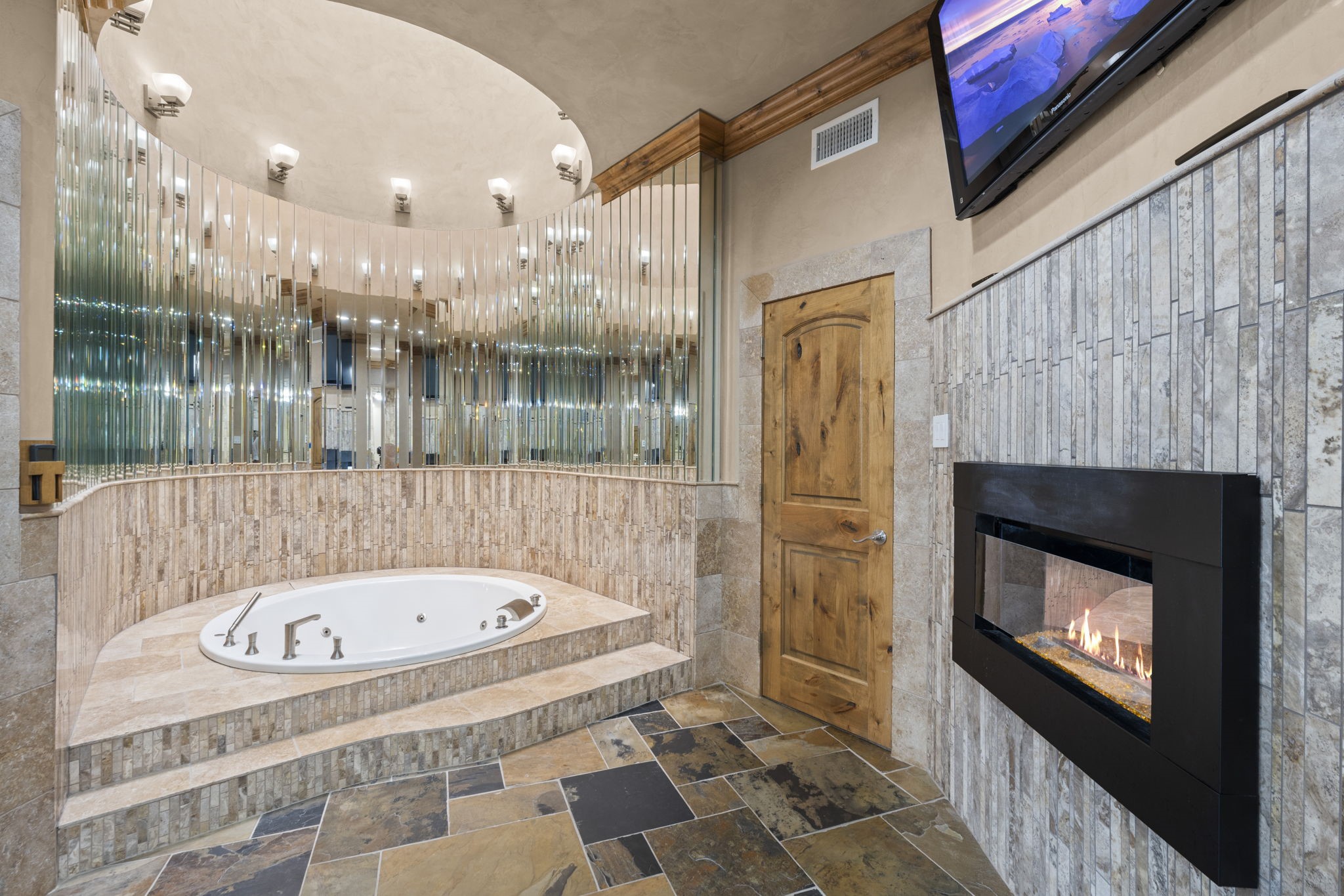 40 La Jolla Circle Property Photo 25