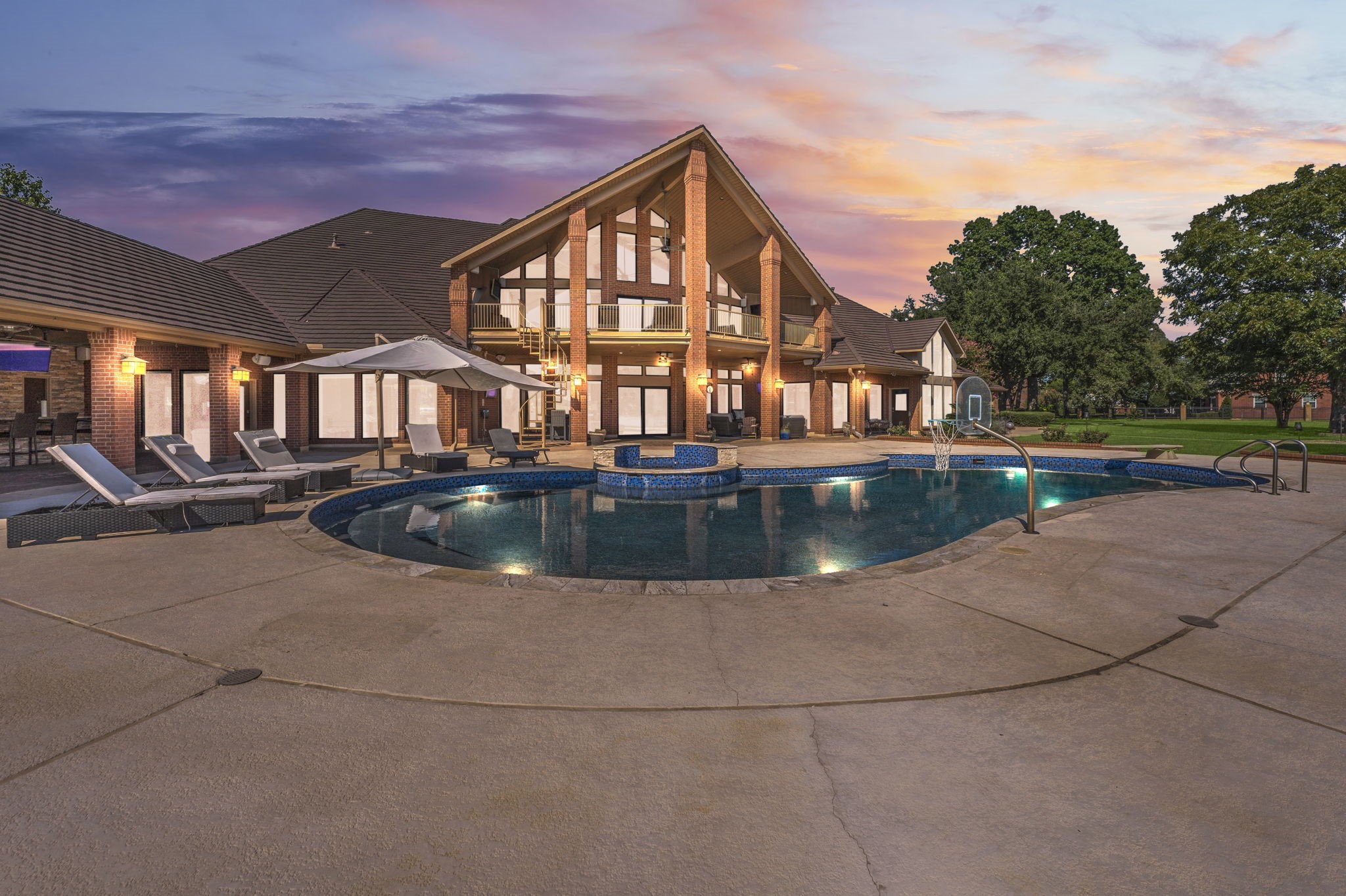 40 La Jolla Circle Property Photo 40