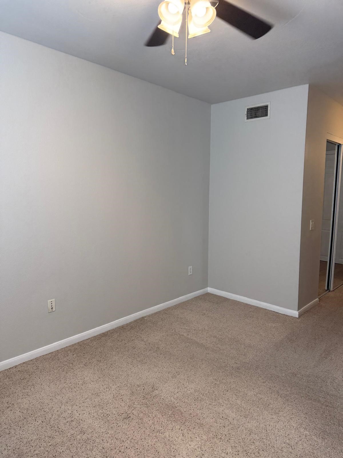 7575 Kirby Drive 2226 Property Photo 7