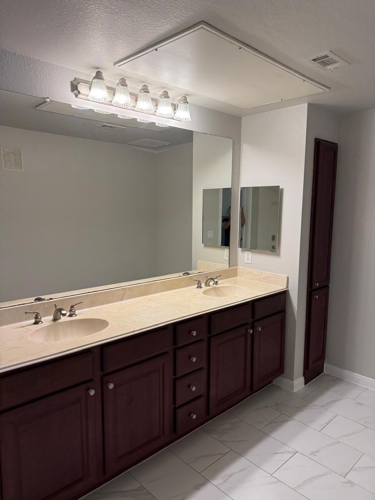 7575 Kirby Drive 2226 Property Photo 20