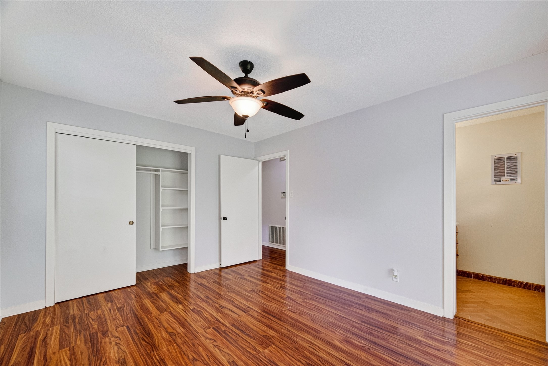 5114 Beechnut Street Property Photo 14