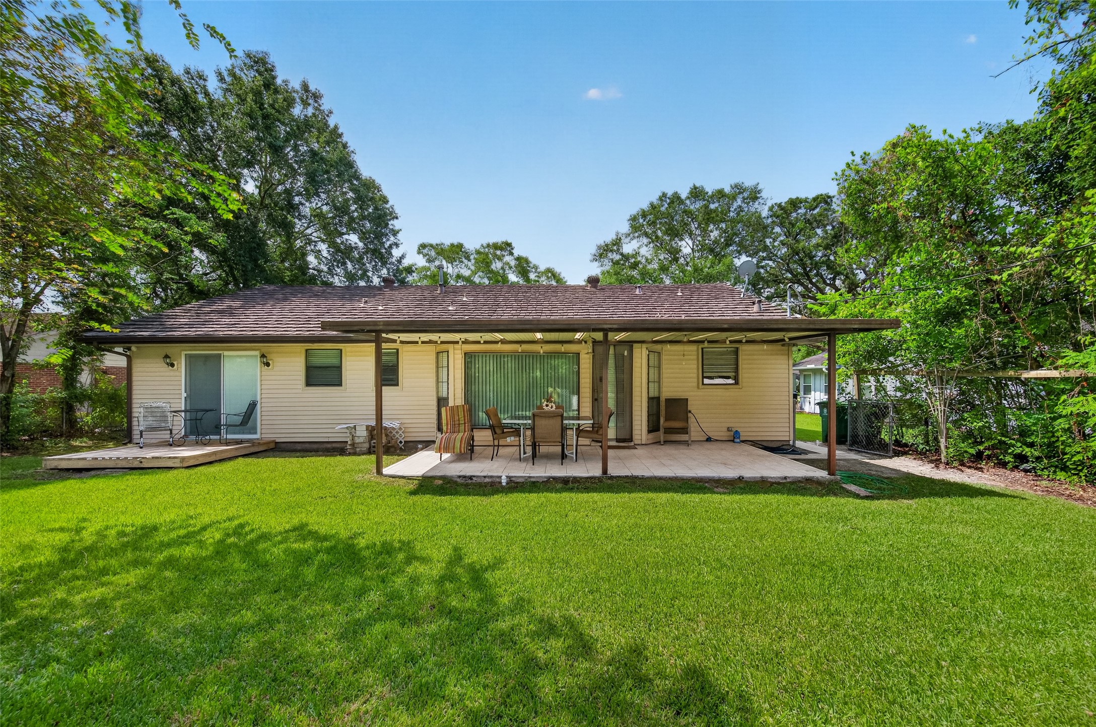 5114 Beechnut Street Property Photo 27