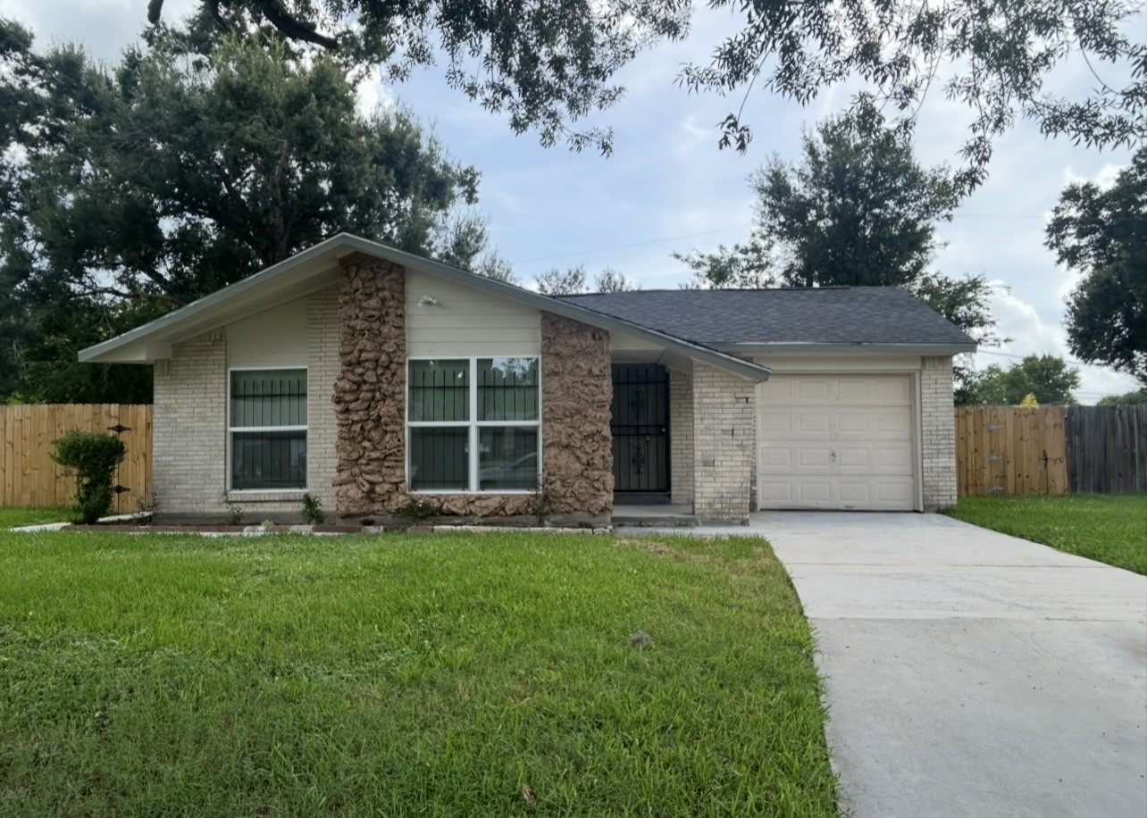 10911 Lockgate Lane Property Photo 1