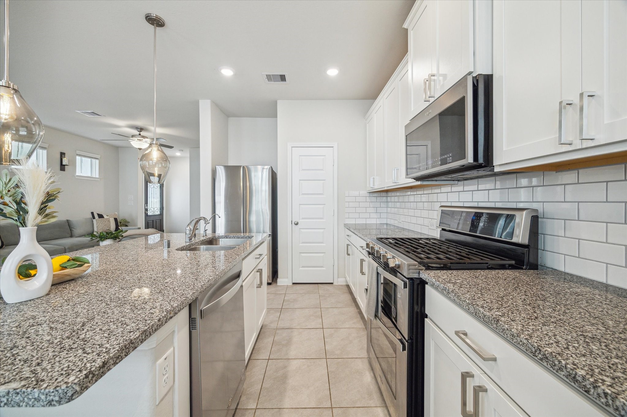 1512 Parkland Oak Drive Property Photo 10