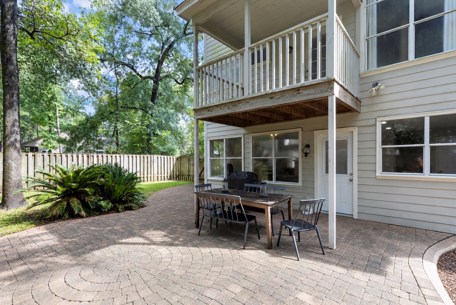123 Sheerborne Court Property Photo 23