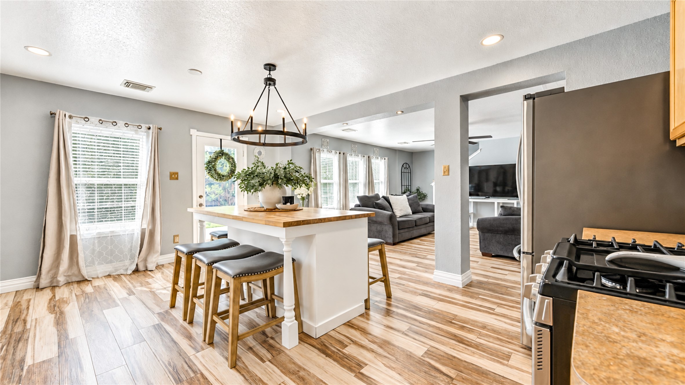 17111 Burrowdale Court Property Photo 11
