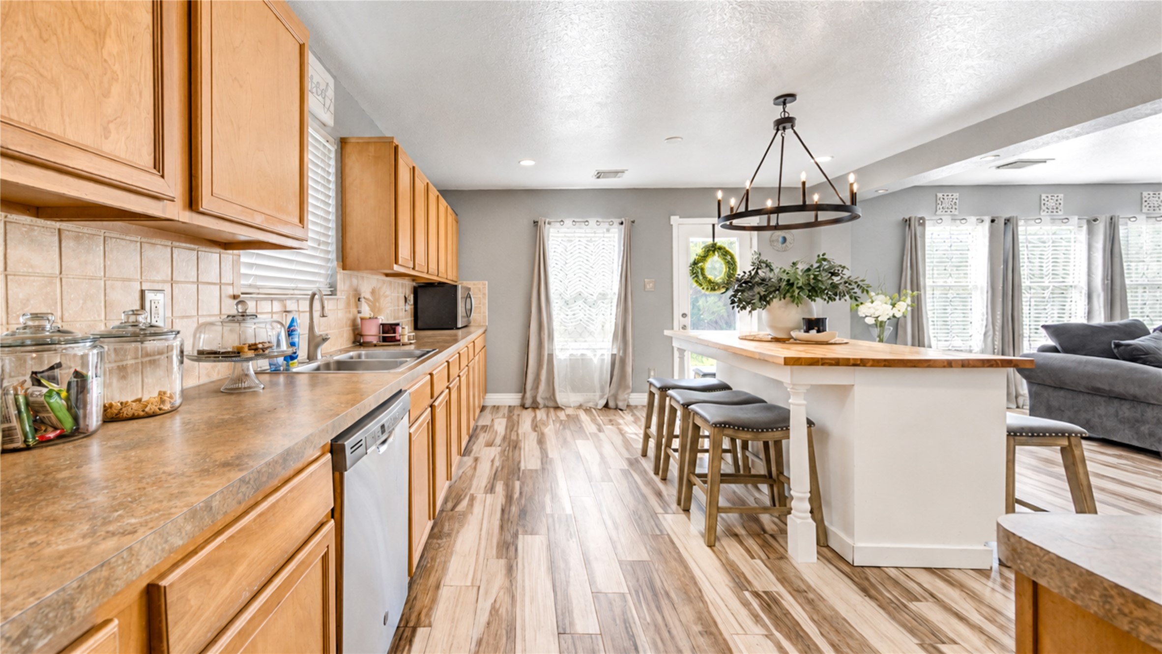 17111 Burrowdale Court Property Photo 14