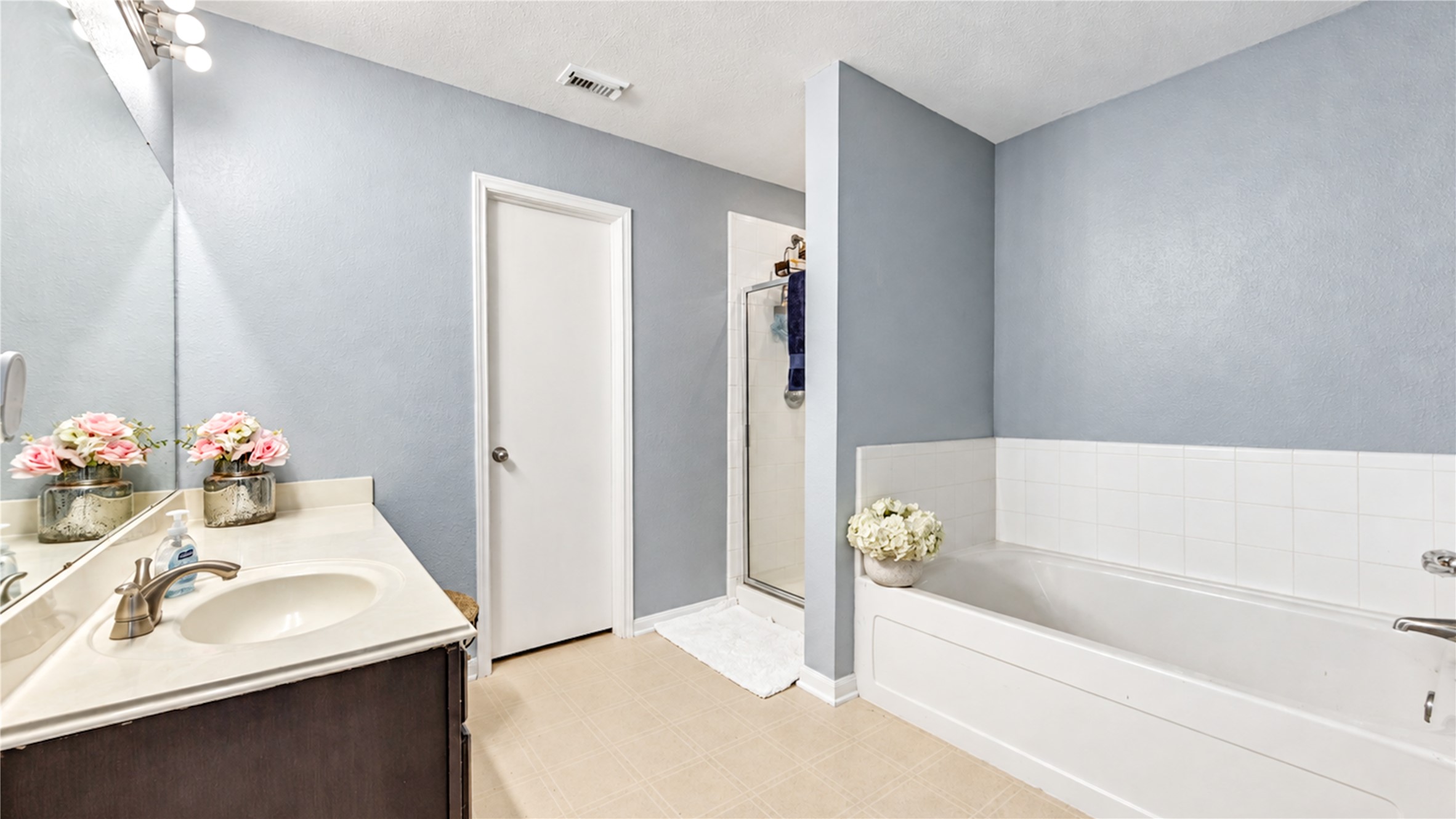 17111 Burrowdale Court Property Photo 24
