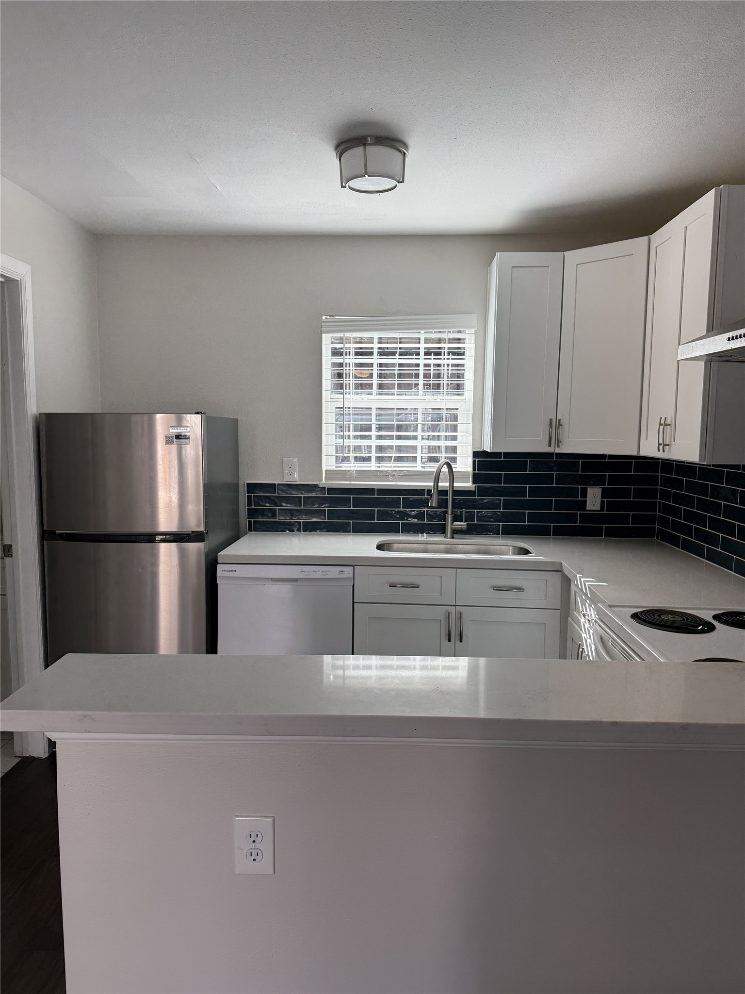 1824 Thonig Road 14 Property Photo 2