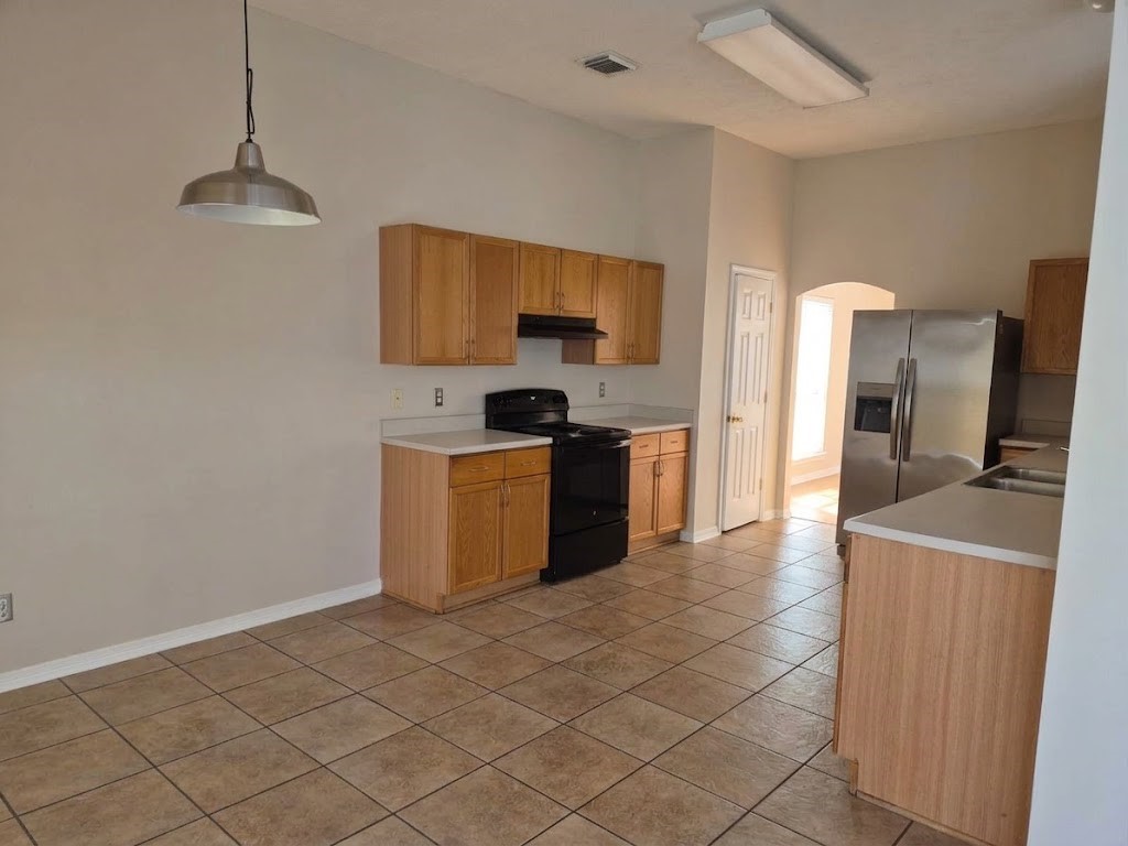 6422 Founding Drive Property Photo 8