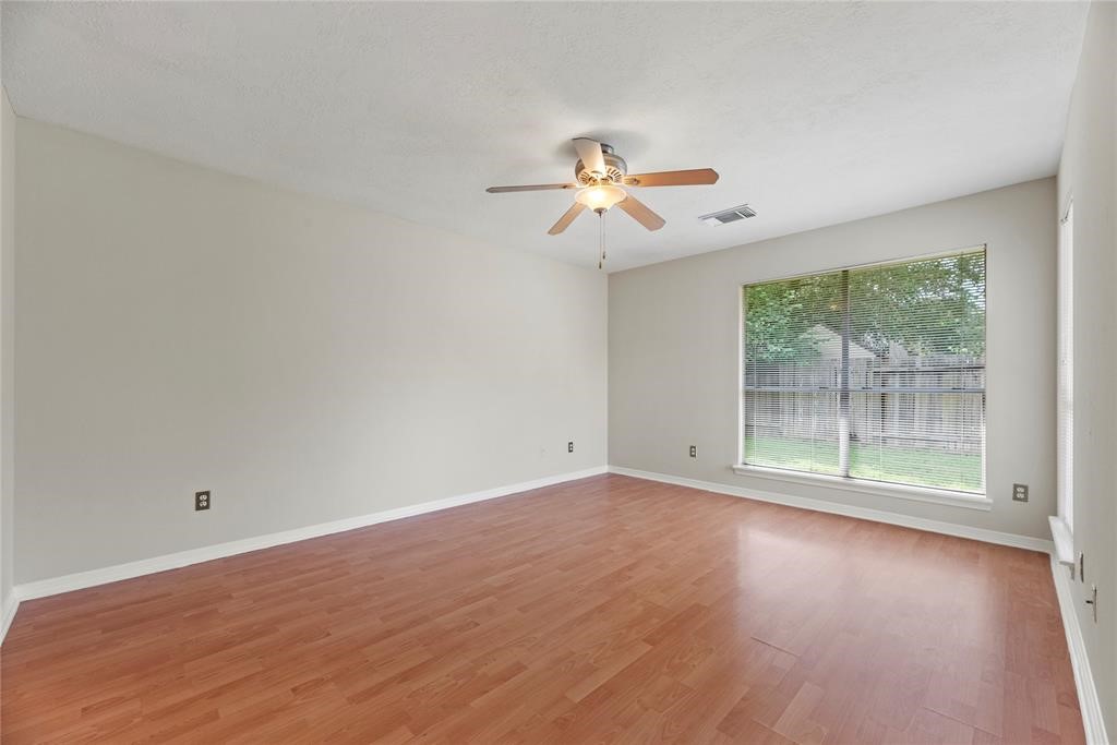 6422 Founding Drive Property Photo 12