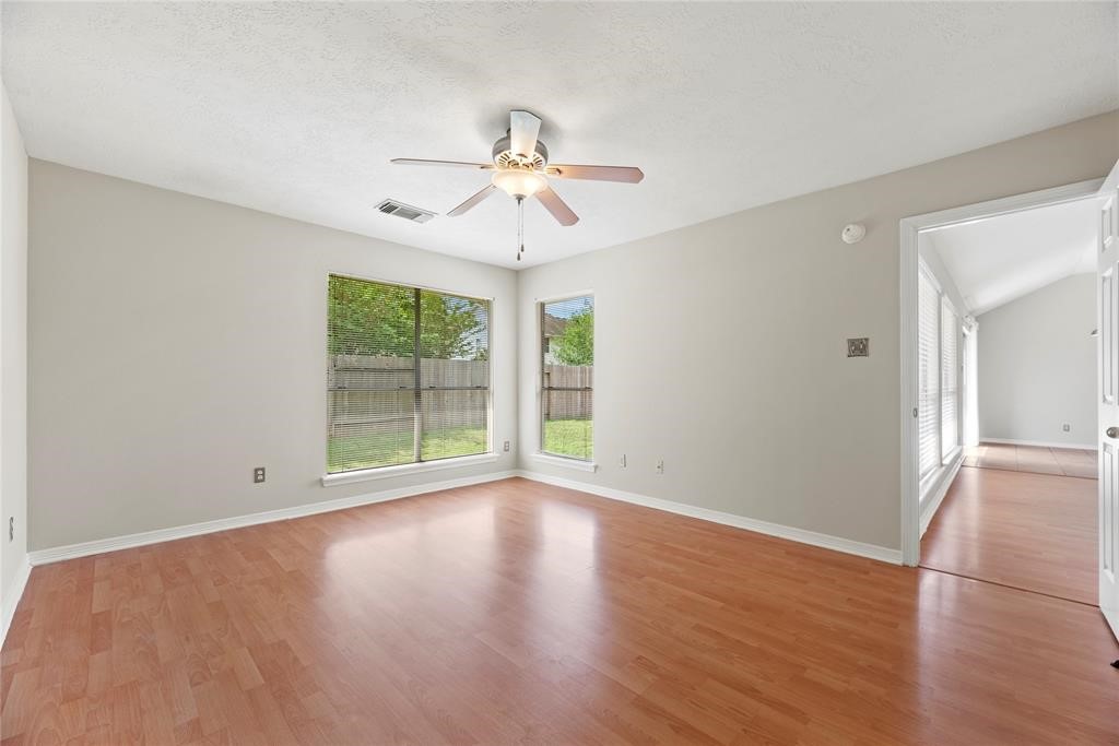 6422 Founding Drive Property Photo 13
