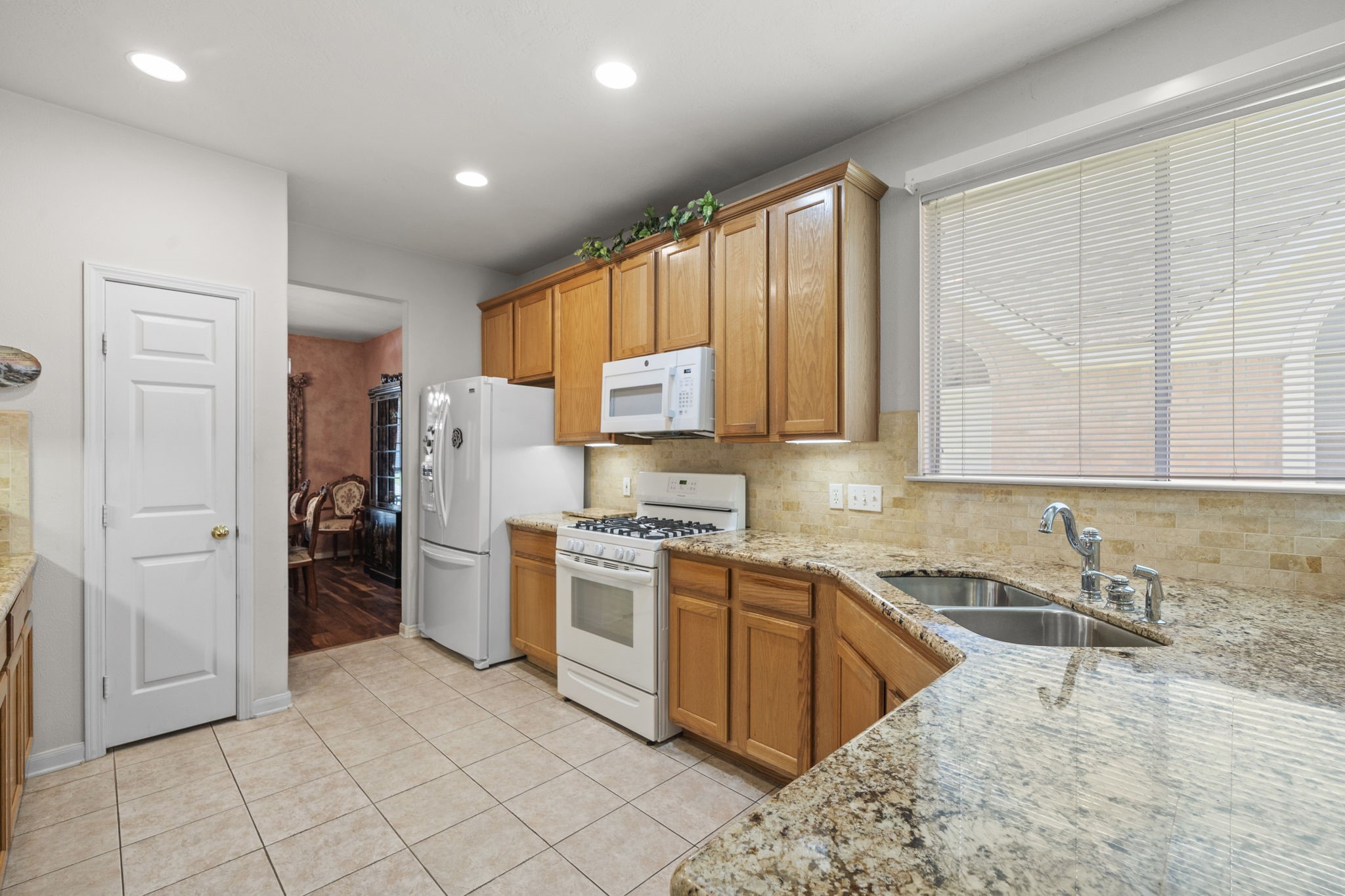 13507 Pepperbush Court Property Photo 4