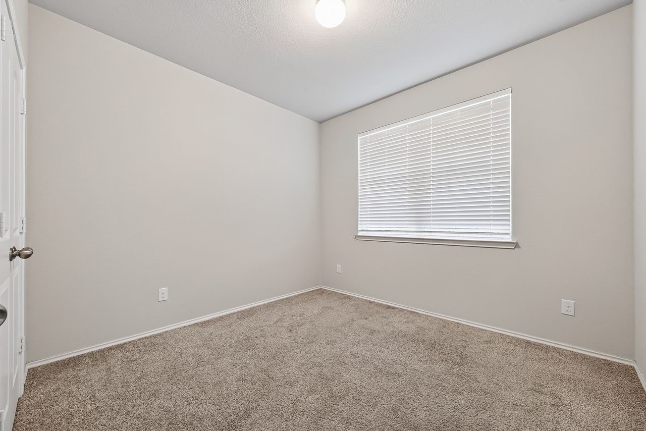 7806 London Tower Lane Property Photo 18