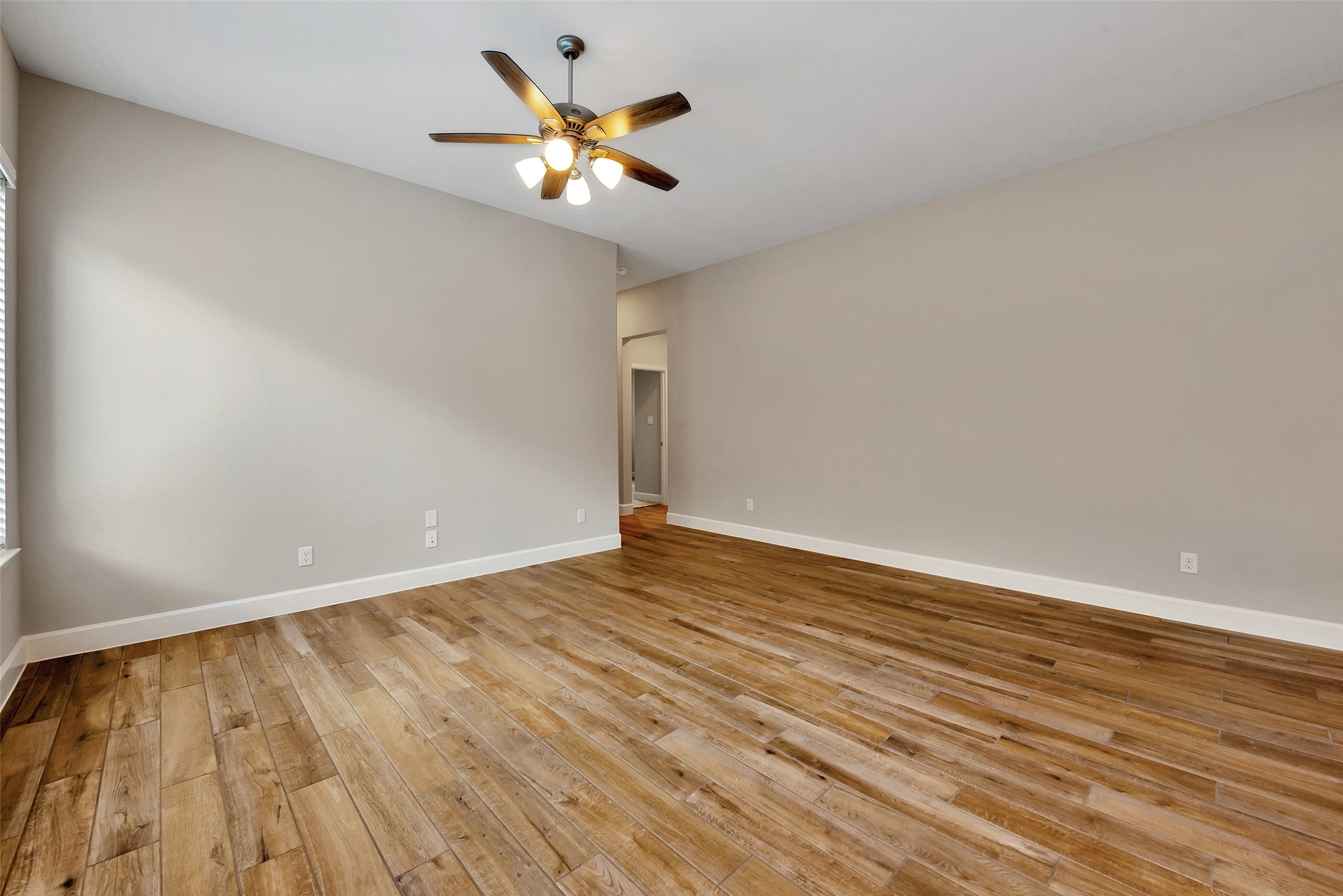 1328 Wicklow Forest Street Property Photo 16