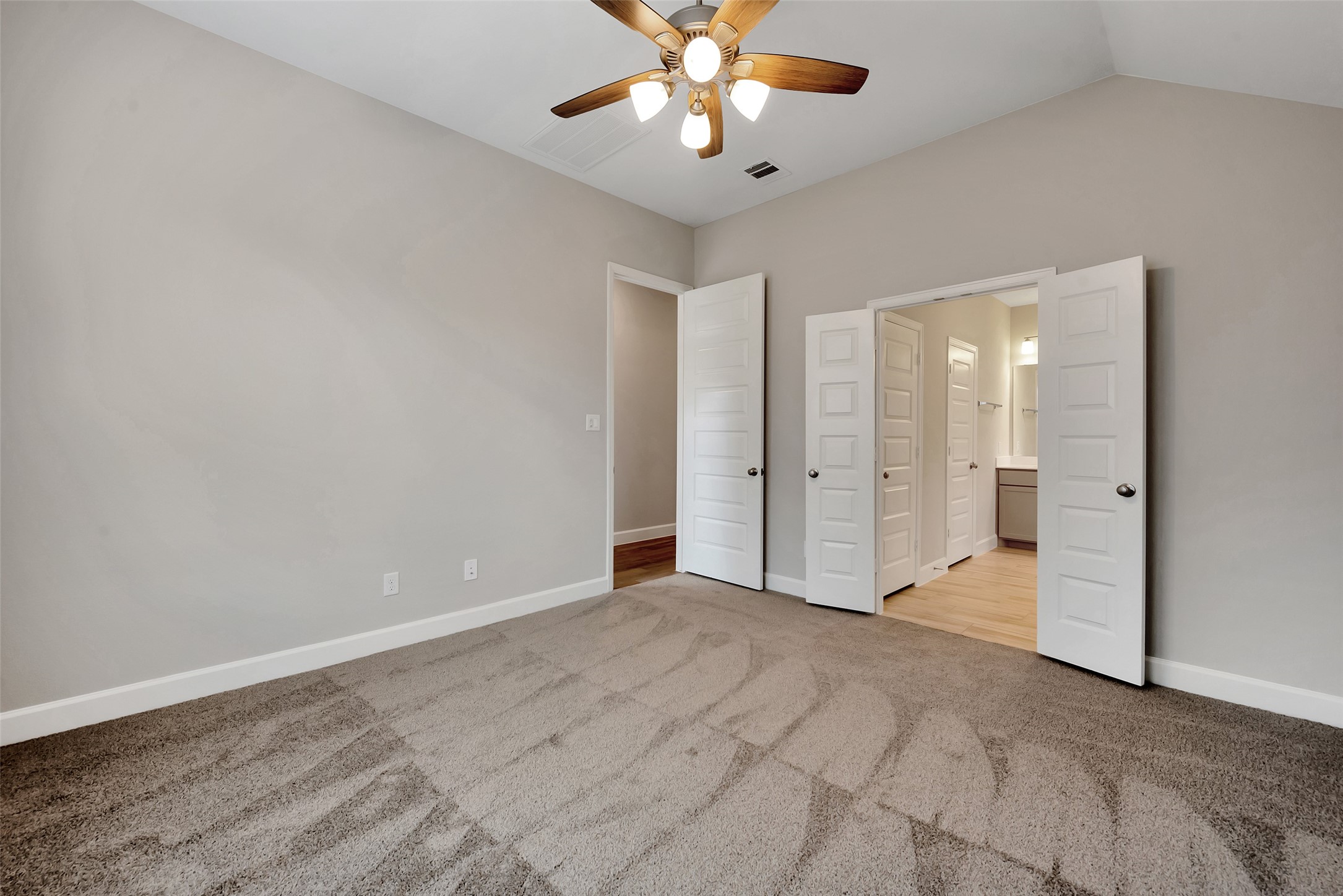 1328 Wicklow Forest Street Property Photo 23