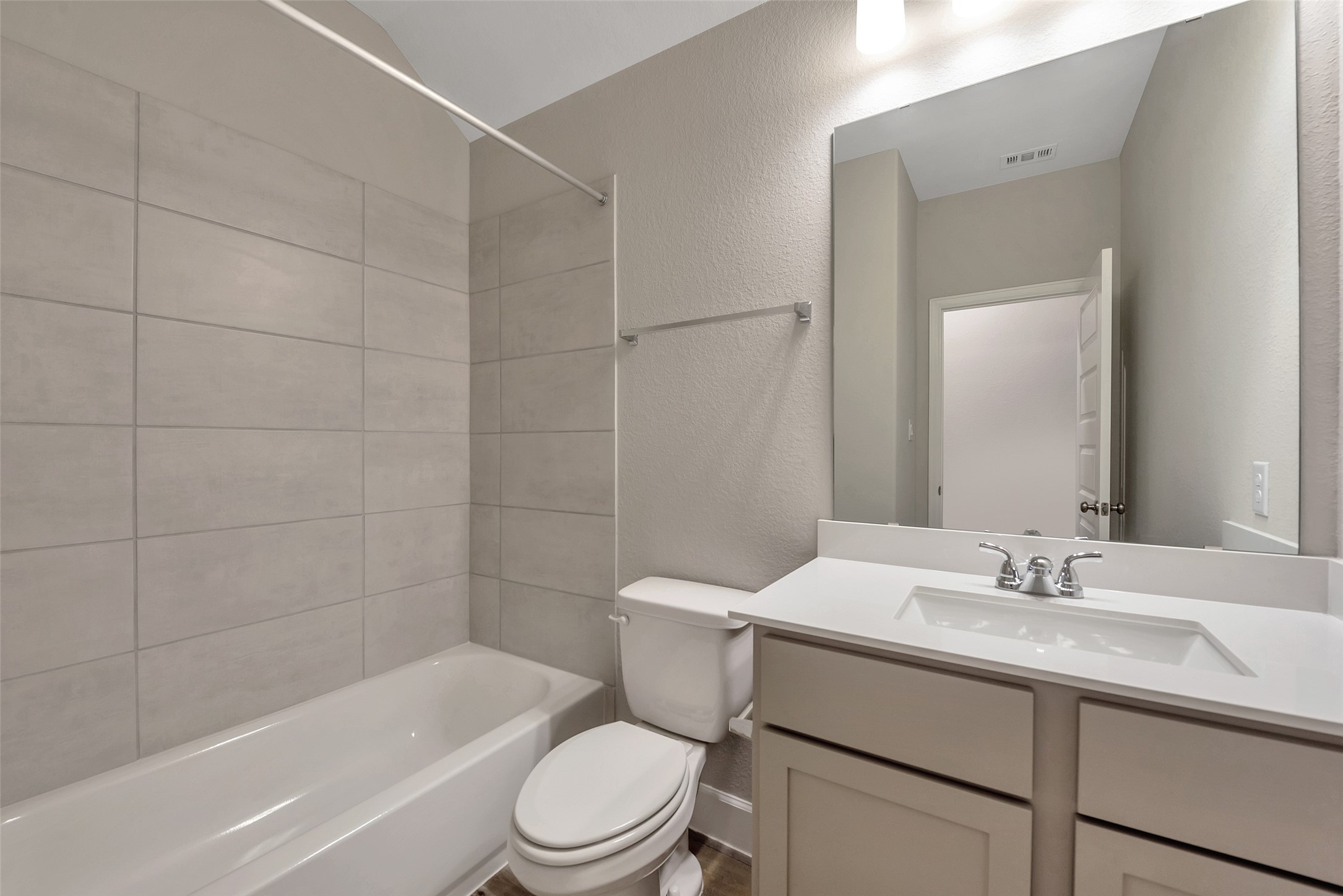 1328 Wicklow Forest Street Property Photo 28