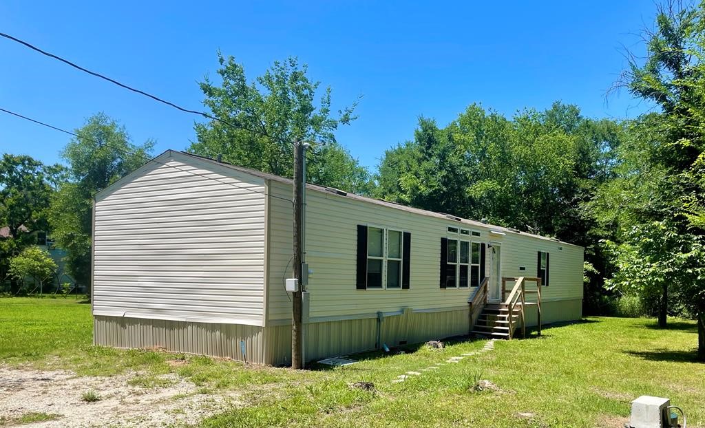 1040 Berry Road Property Photo