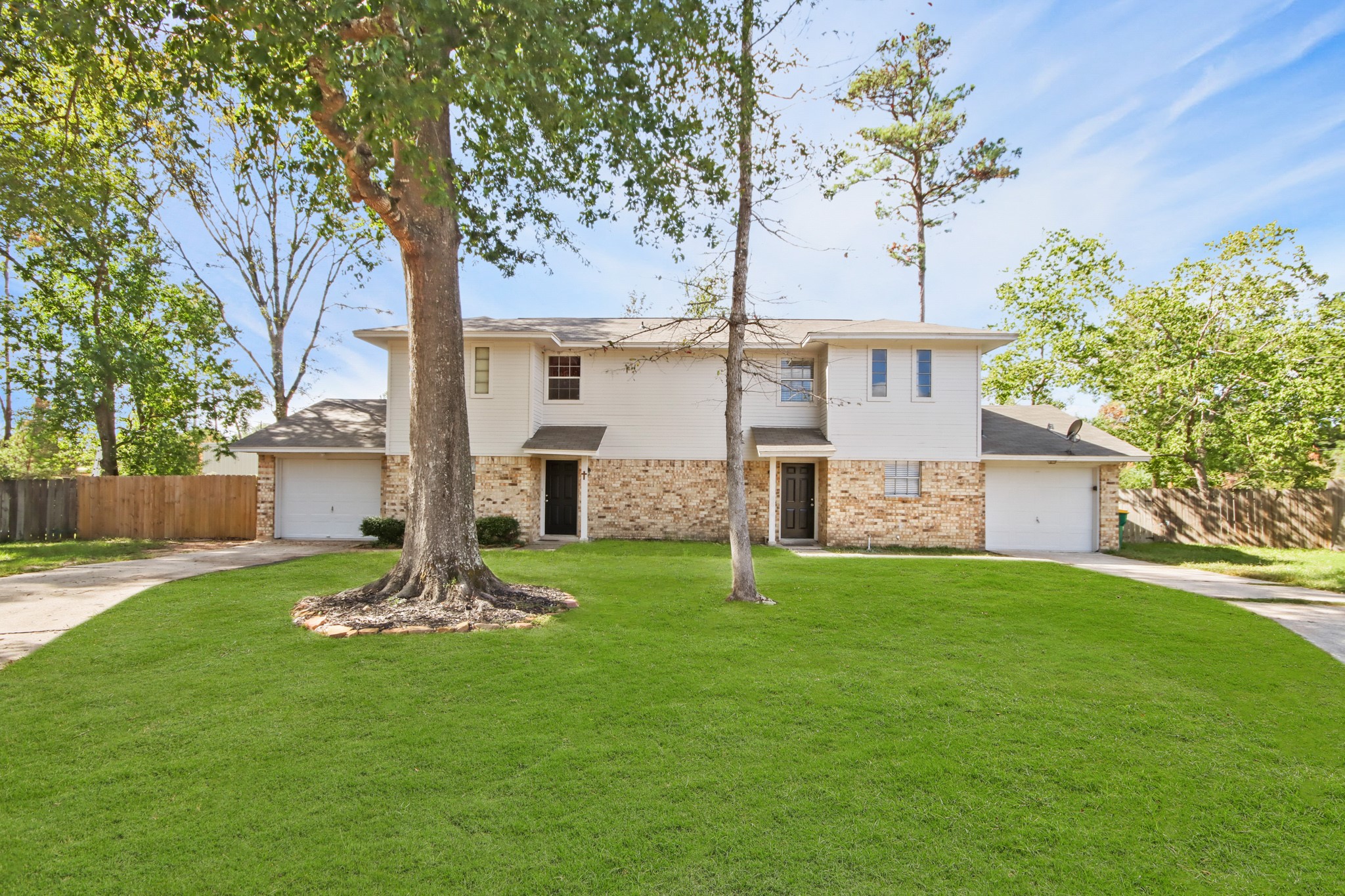 1600 Hazelwood B Property Photo 1