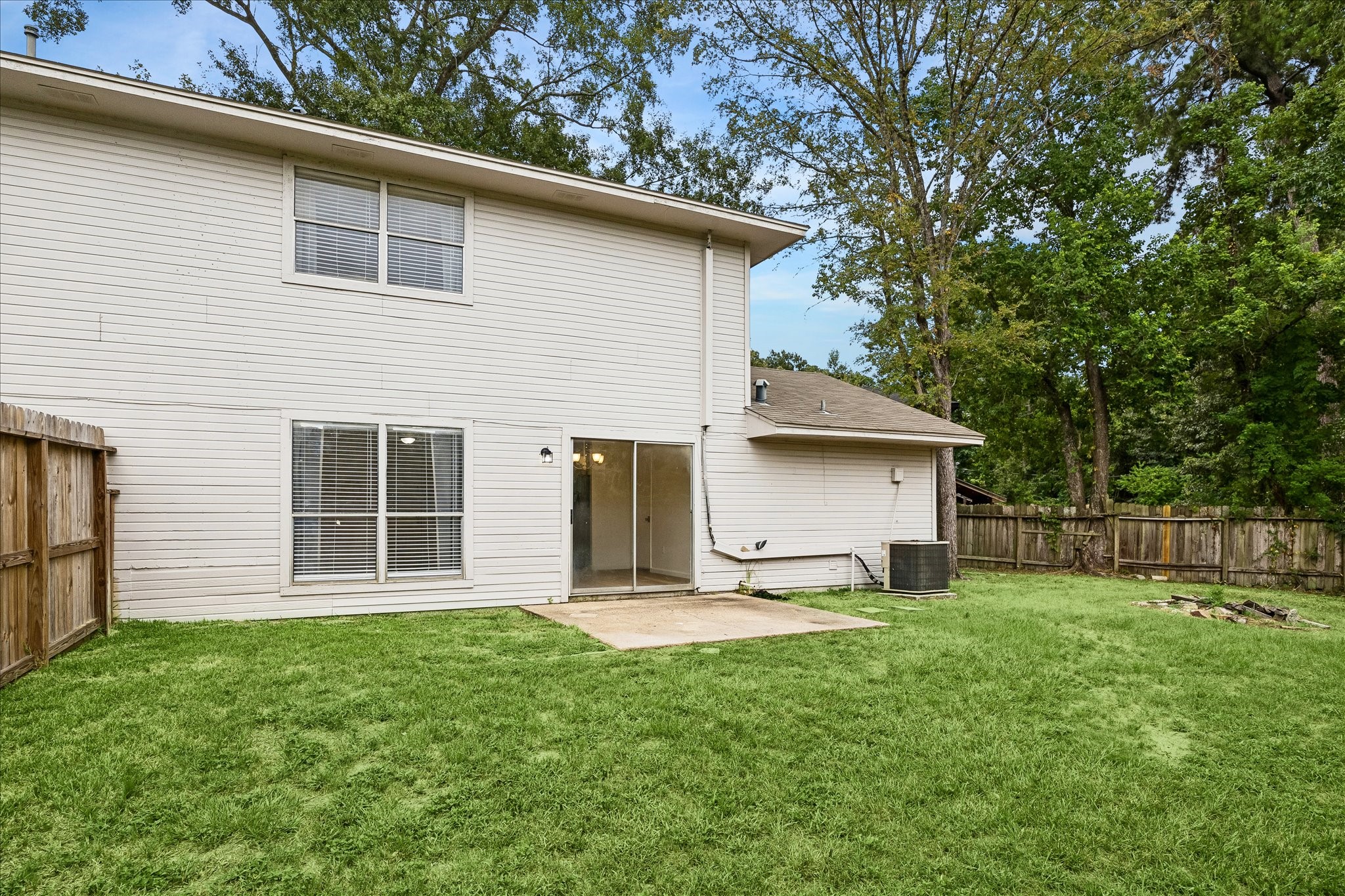 1600 Hazelwood B Property Photo 16