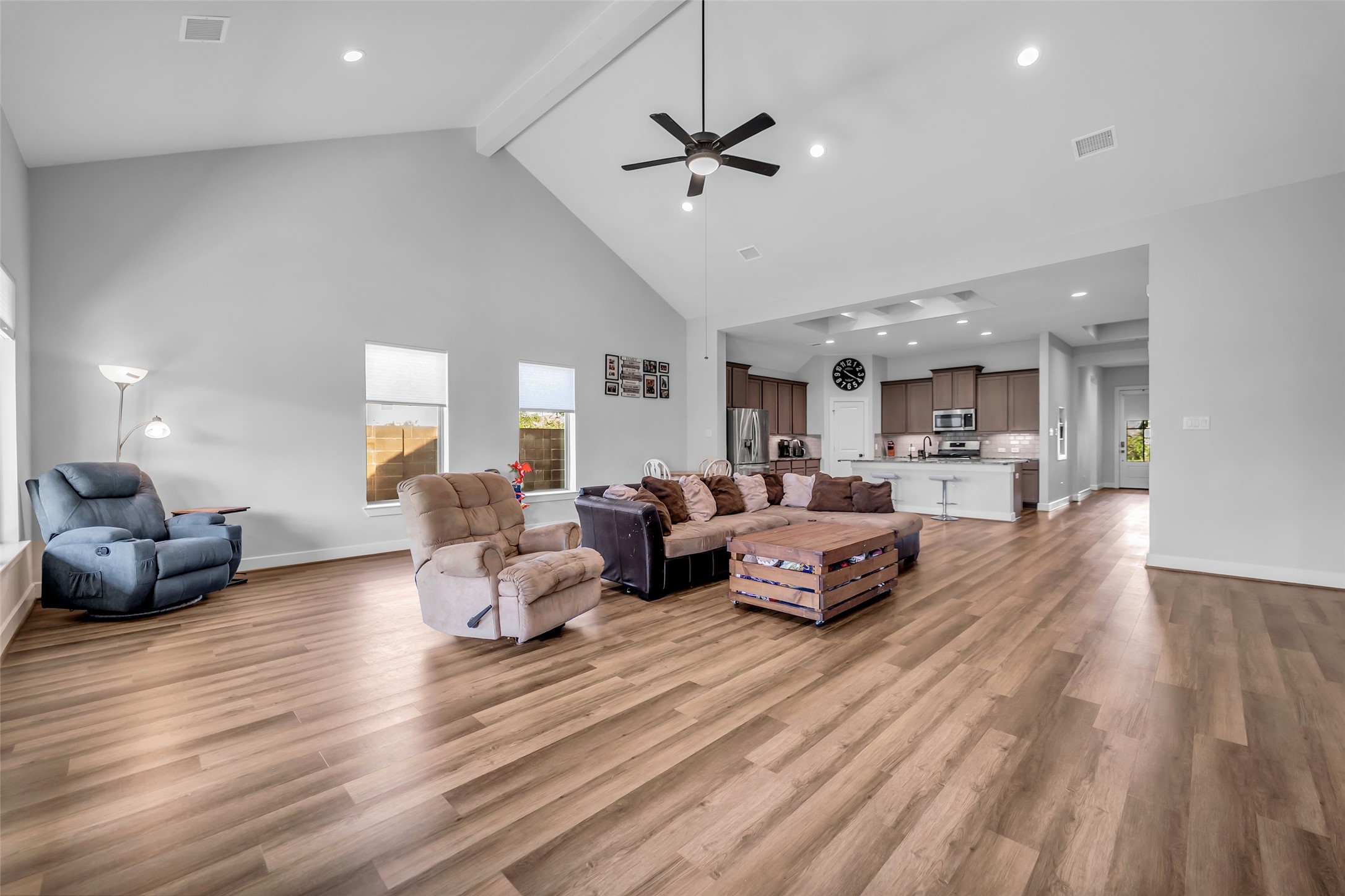 2502 Ocean Key Drive Property Photo 11
