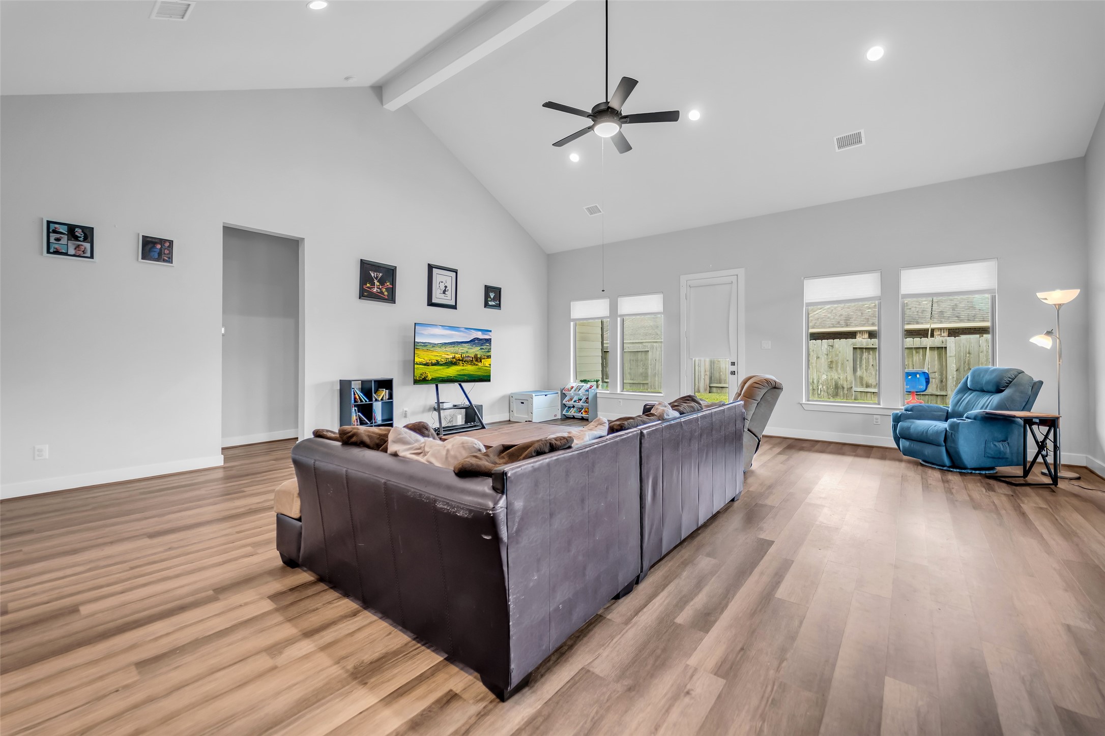 2502 Ocean Key Drive Property Photo 12