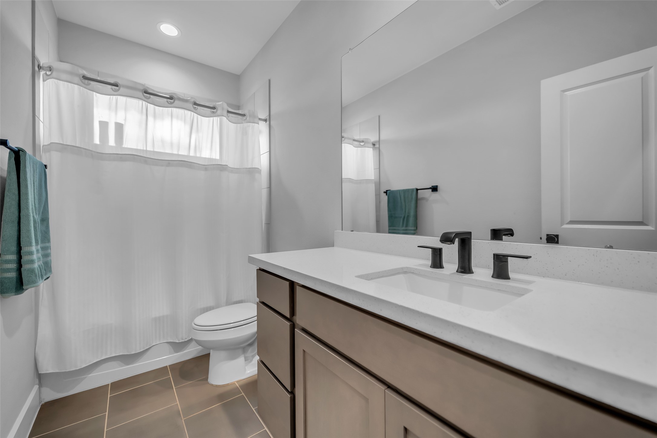 2502 Ocean Key Drive Property Photo 17