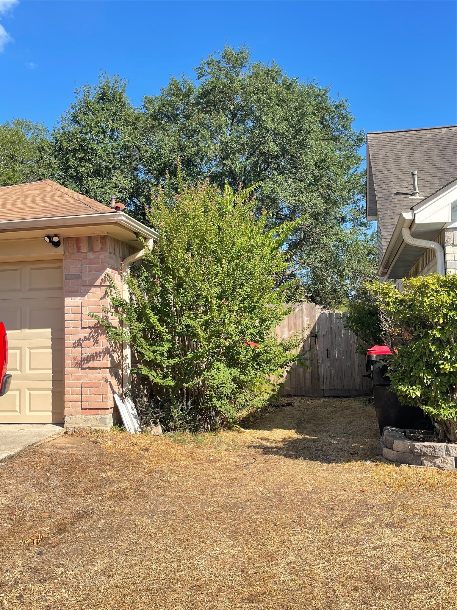 12327 White River Drive Property Photo 4