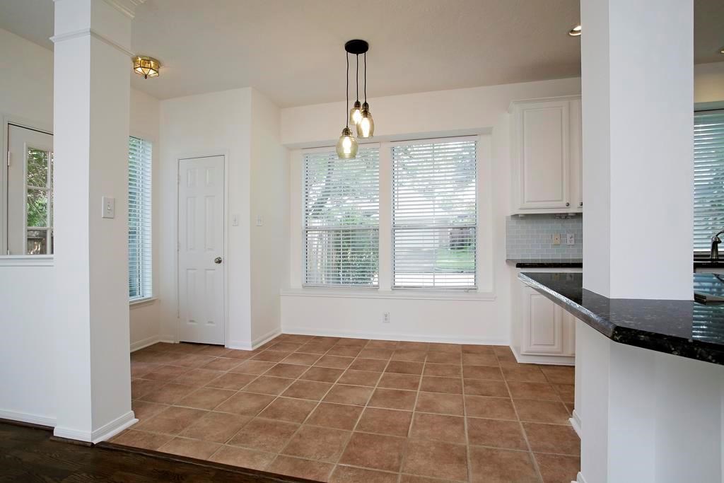 6902 Afton Woods Drive Property Photo 10